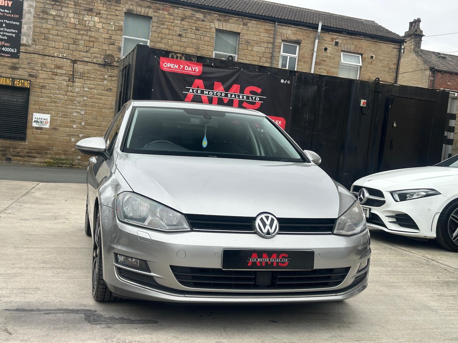 Used Volkswagen Golf for sale - 78100792: Photo 2
