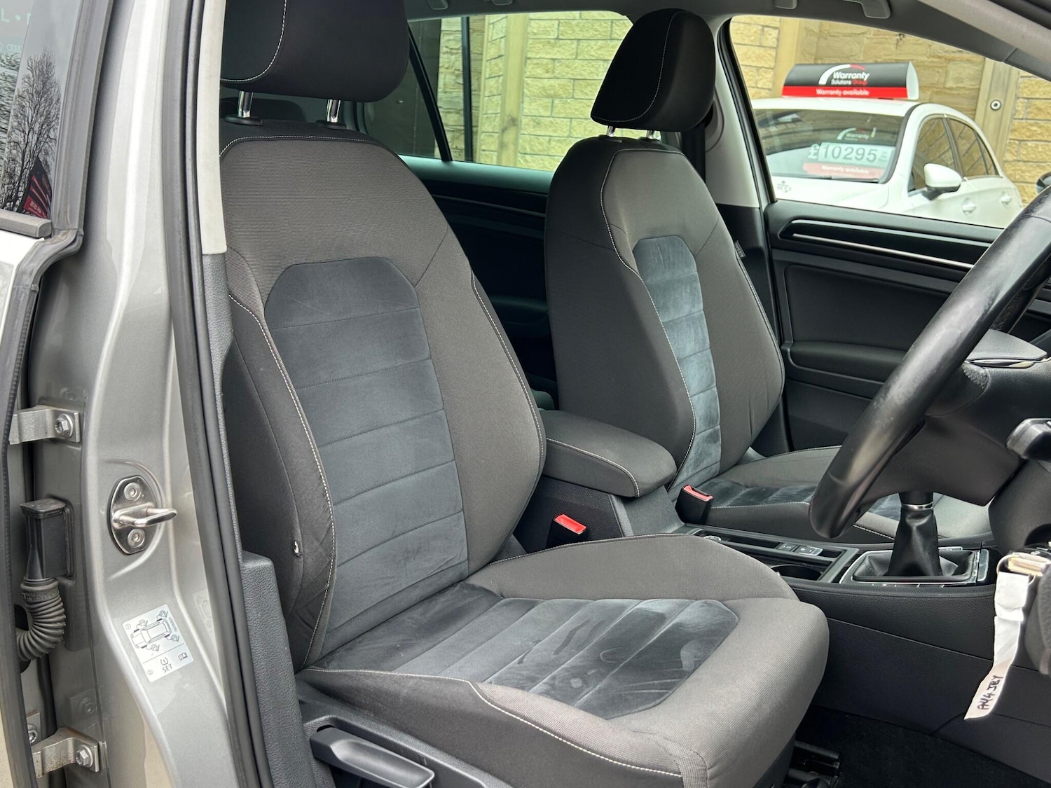 Used Volkswagen Golf for sale - 78100792: Photo 32