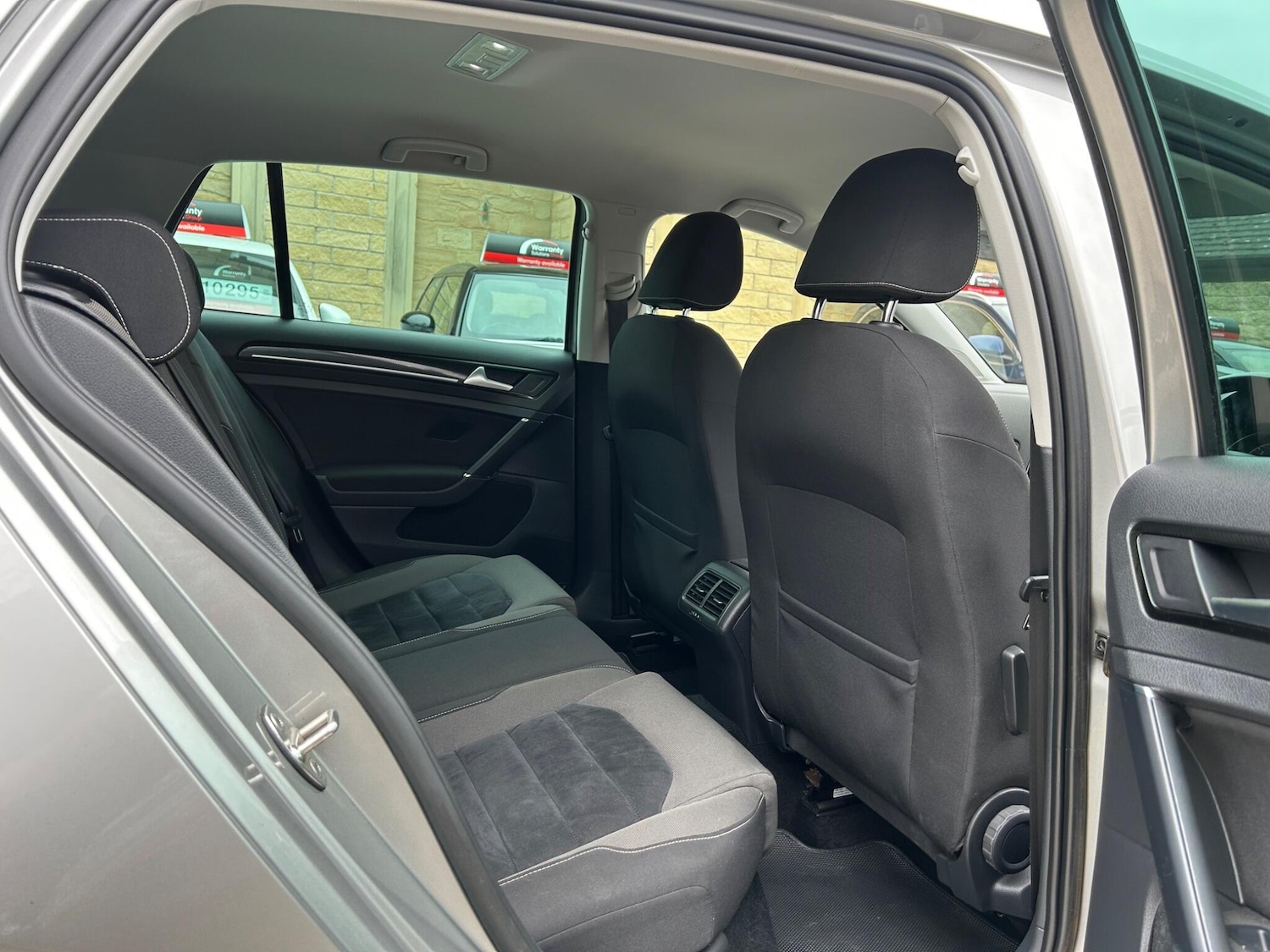 Used Volkswagen Golf for sale - 78100792: Photo 33