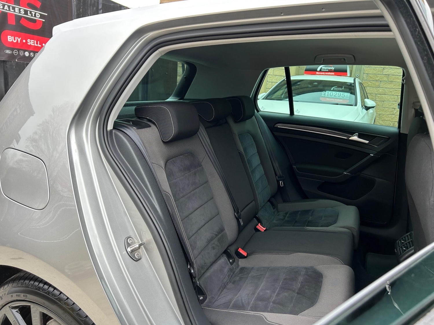 Used Volkswagen Golf for sale - 78100792: Photo 34