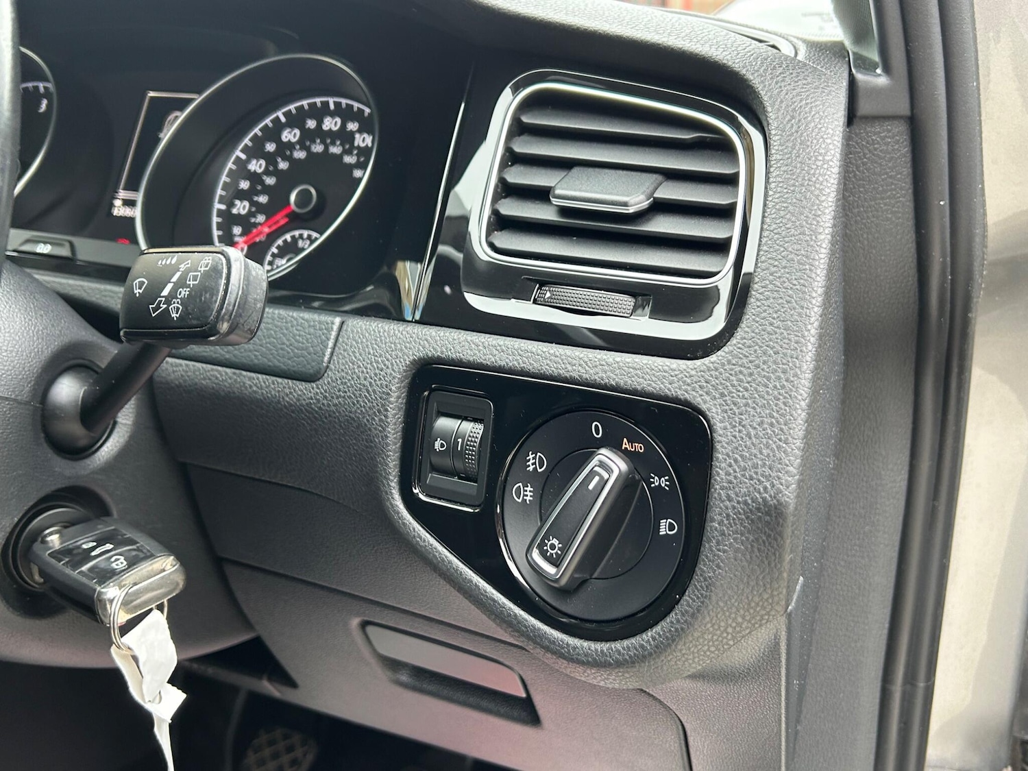 Used Volkswagen Golf for sale - 78100792: Photo 65