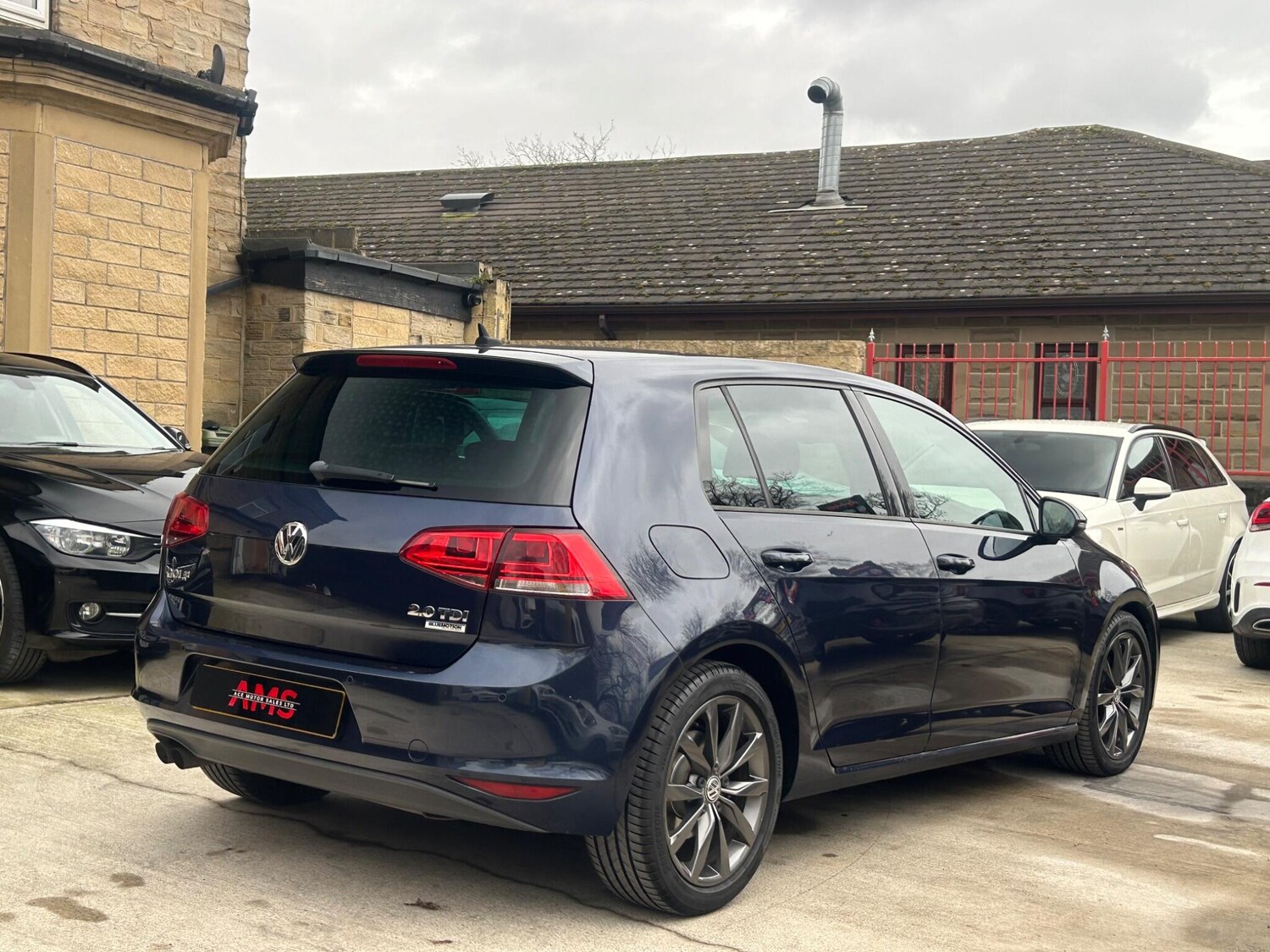 Used Volkswagen Golf 2014 for sale - 77908937: Photo 23