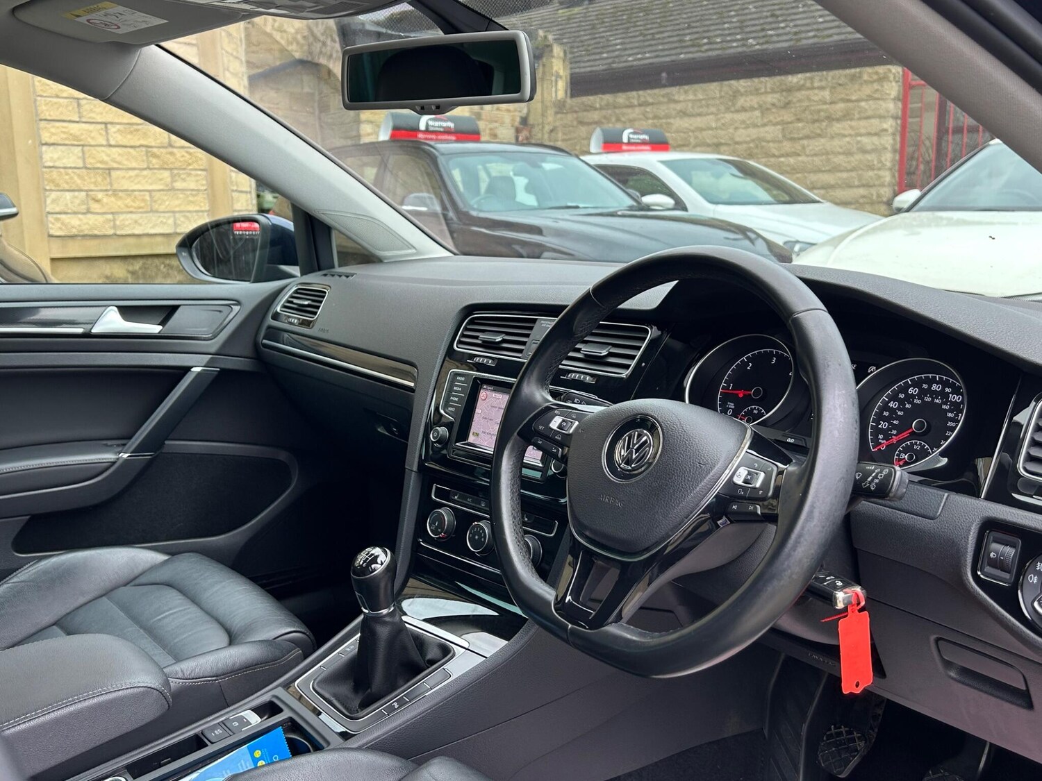 Used Volkswagen Golf 2014 for sale - 77908937: Photo 27