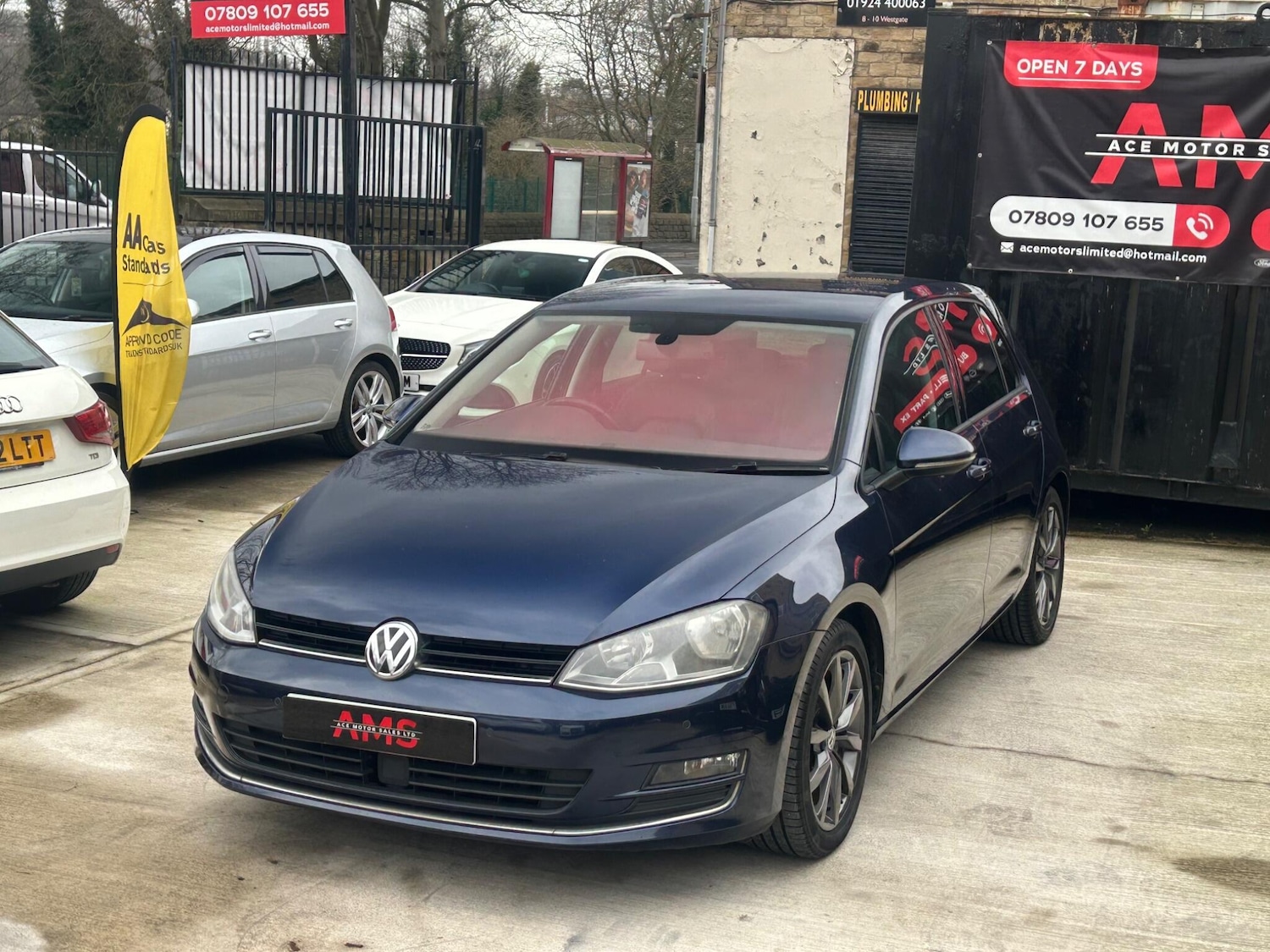 Used Volkswagen Golf 2014 for sale - 77908937: Photo 3