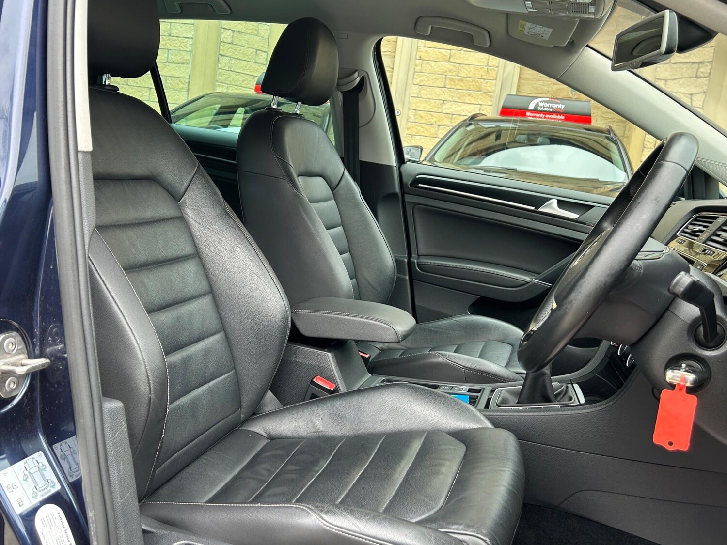 Used Volkswagen Golf 2014 for sale - 77908937: Photo 33