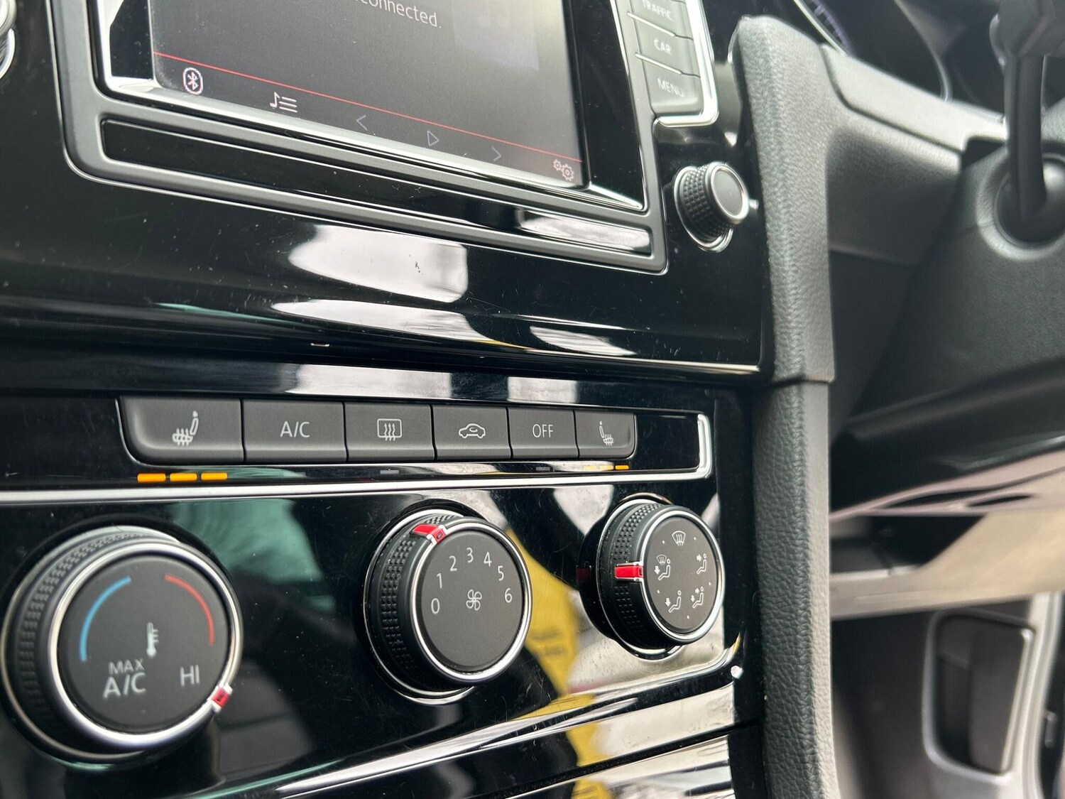 Used Volkswagen Golf 2014 for sale - 77908937: Photo 68