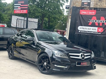Used Mercedes-Benz C Class 2015 for sale - 79076098: Photo