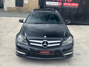 Used Mercedes-Benz C Class 2015 for sale - 79076098: Photo
