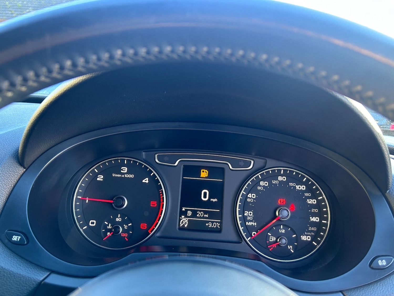 Used Audi Q3 2014 for sale - 76823898: Photo 37