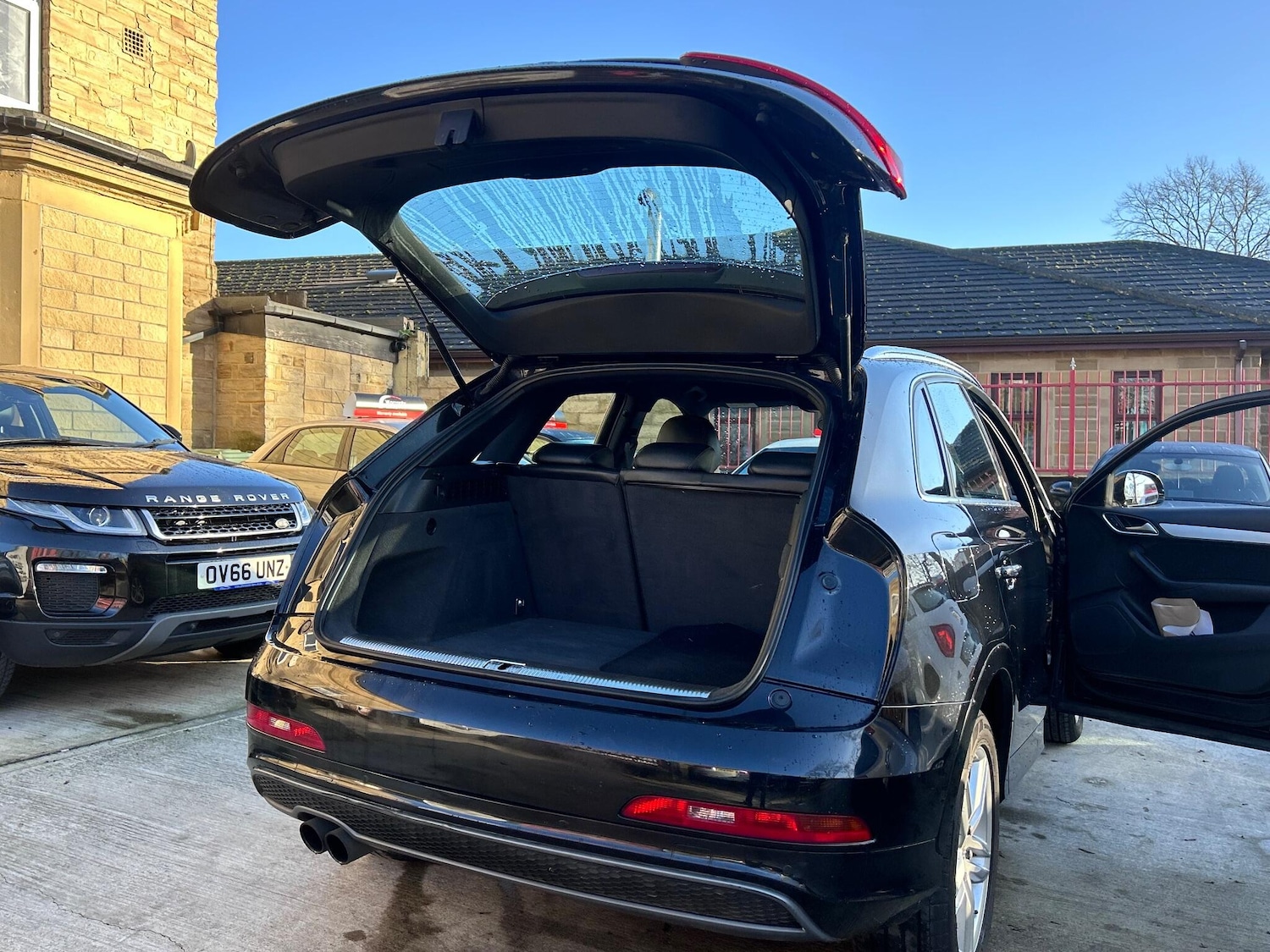 Used Audi Q3 2014 for sale - 76823898: Photo 56