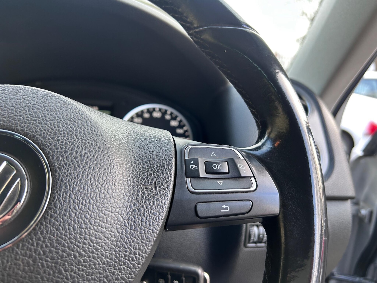 Used Volkswagen Tiguan 2013 for sale - 76823808: Photo 39