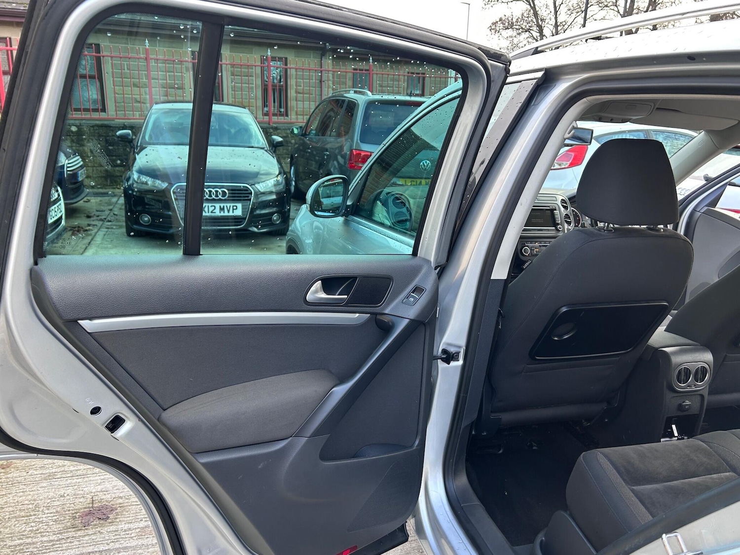 Used Volkswagen Tiguan 2013 for sale - 76823808: Photo 41