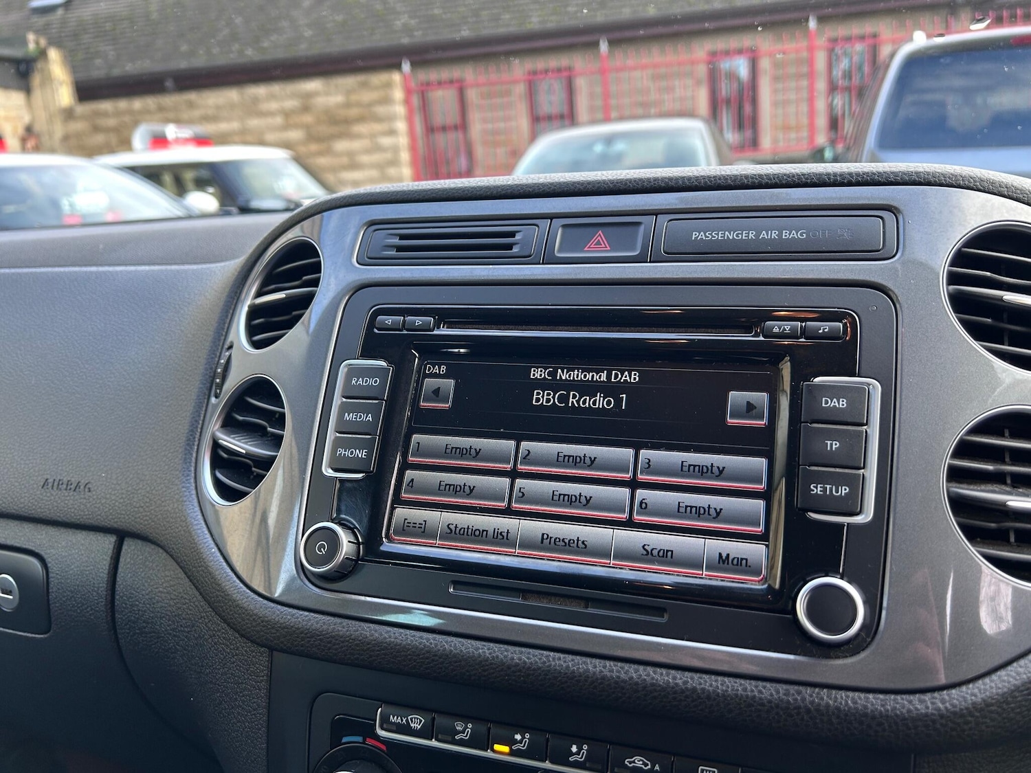 Used Volkswagen Tiguan 2013 for sale - 76823808: Photo 49