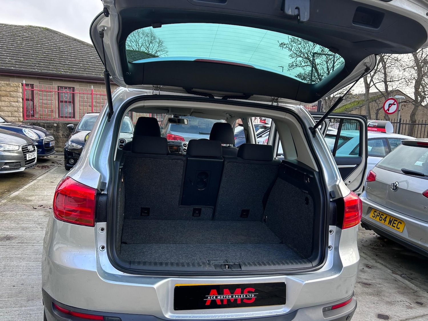 Used Volkswagen Tiguan 2013 for sale - 76823808: Photo 52