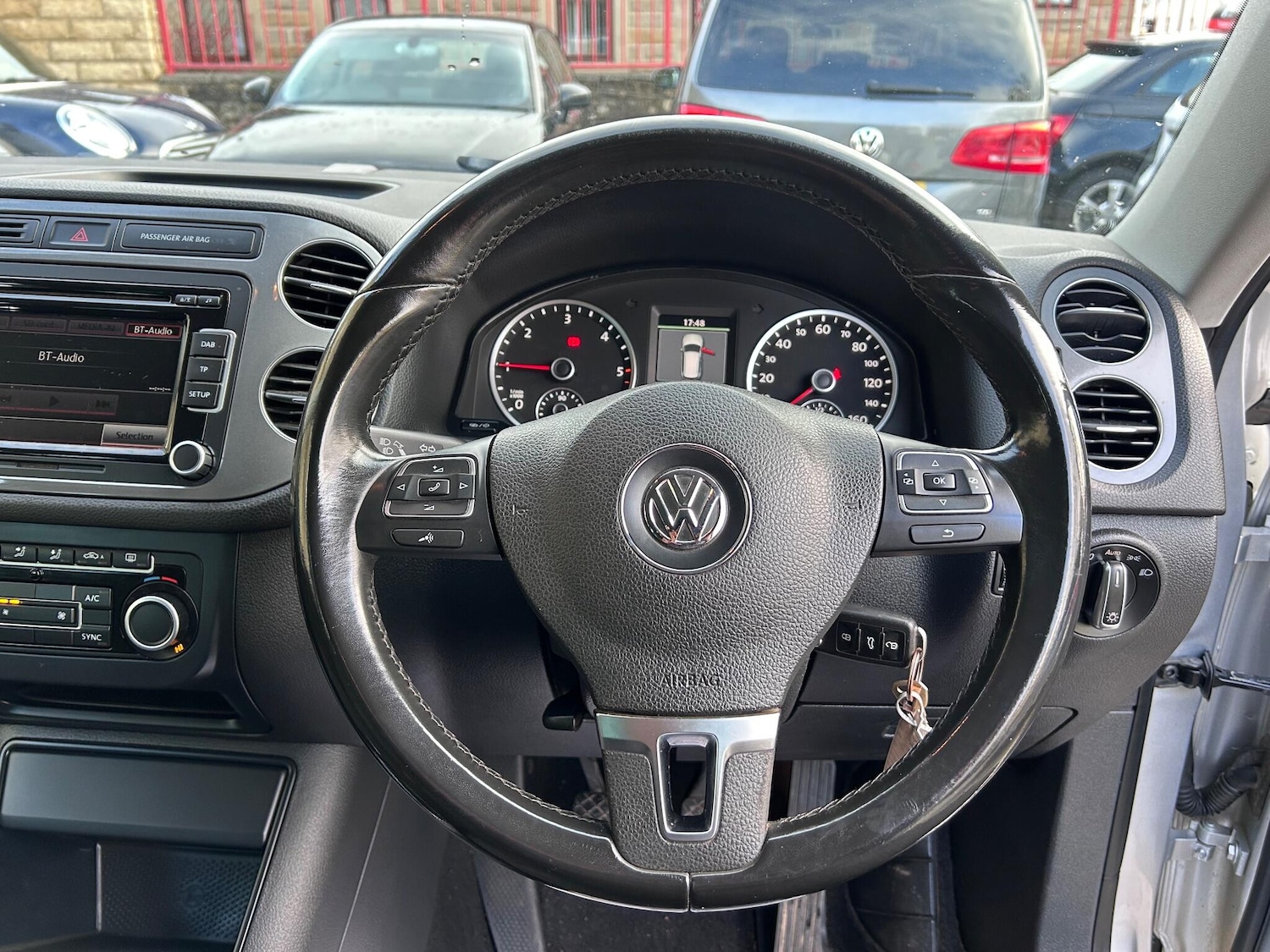 Used Volkswagen Tiguan 2013 for sale - 76823808: Photo 54