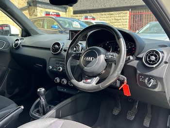 Used Audi A1 2011 for sale - 78612702: Photo