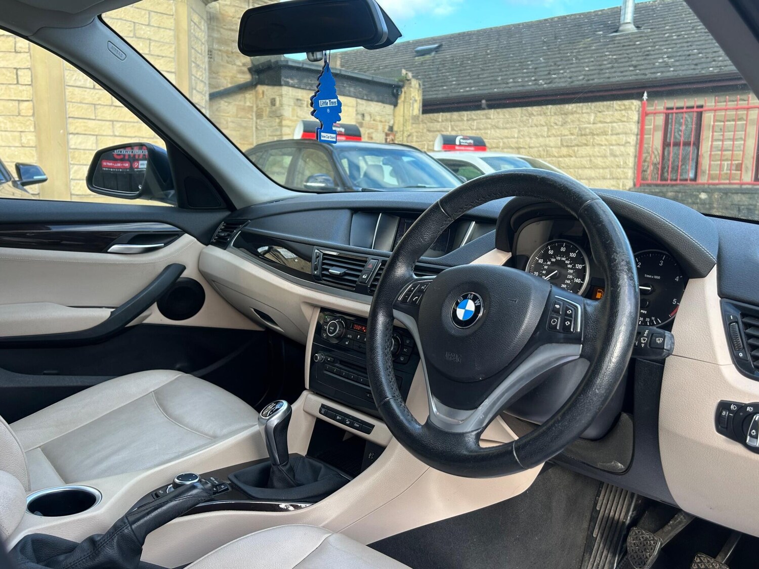 Used BMW X1 2015 for sale - 77839612: Photo 23