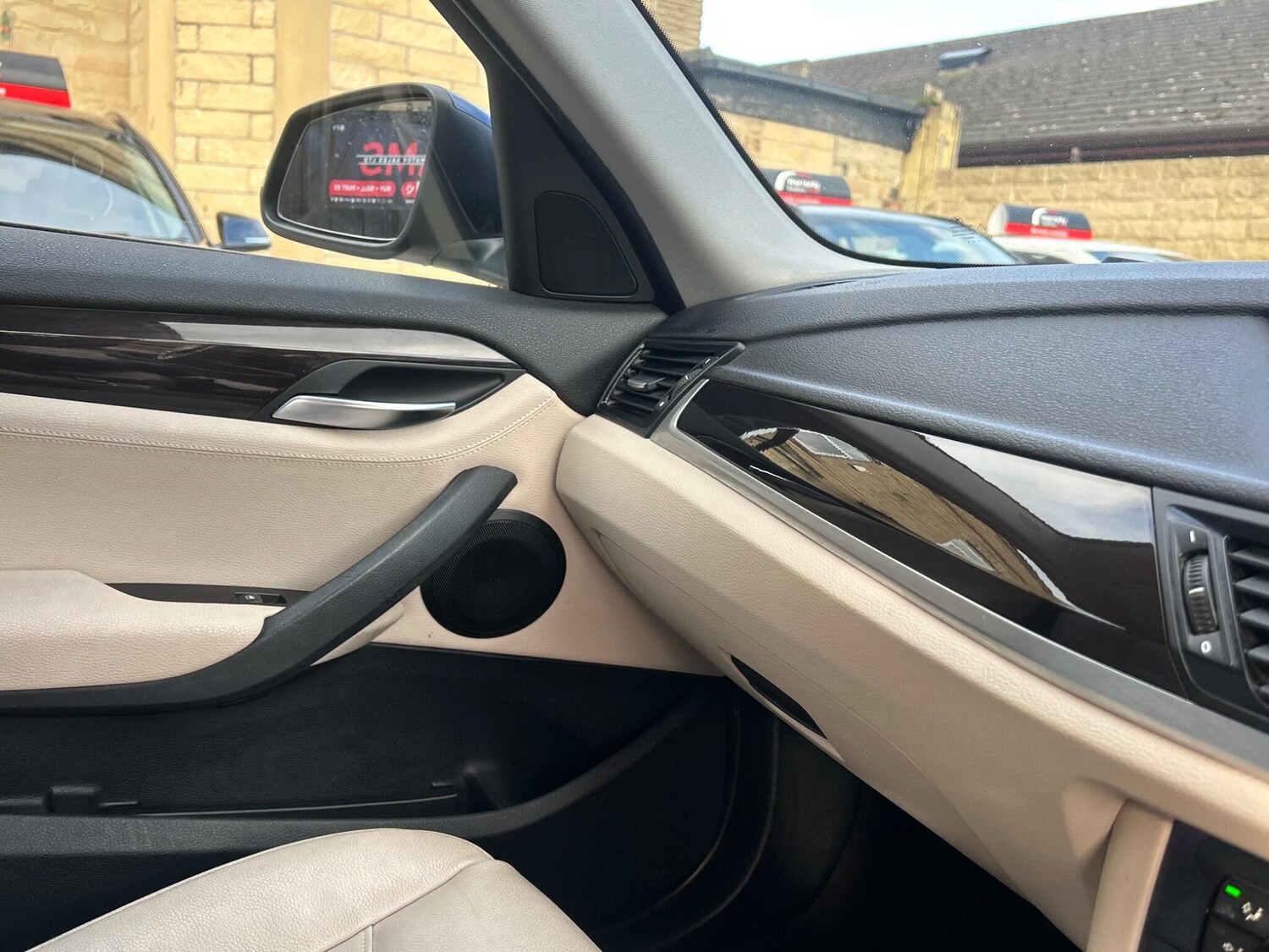 Used BMW X1 2015 for sale - 77839612: Photo 28