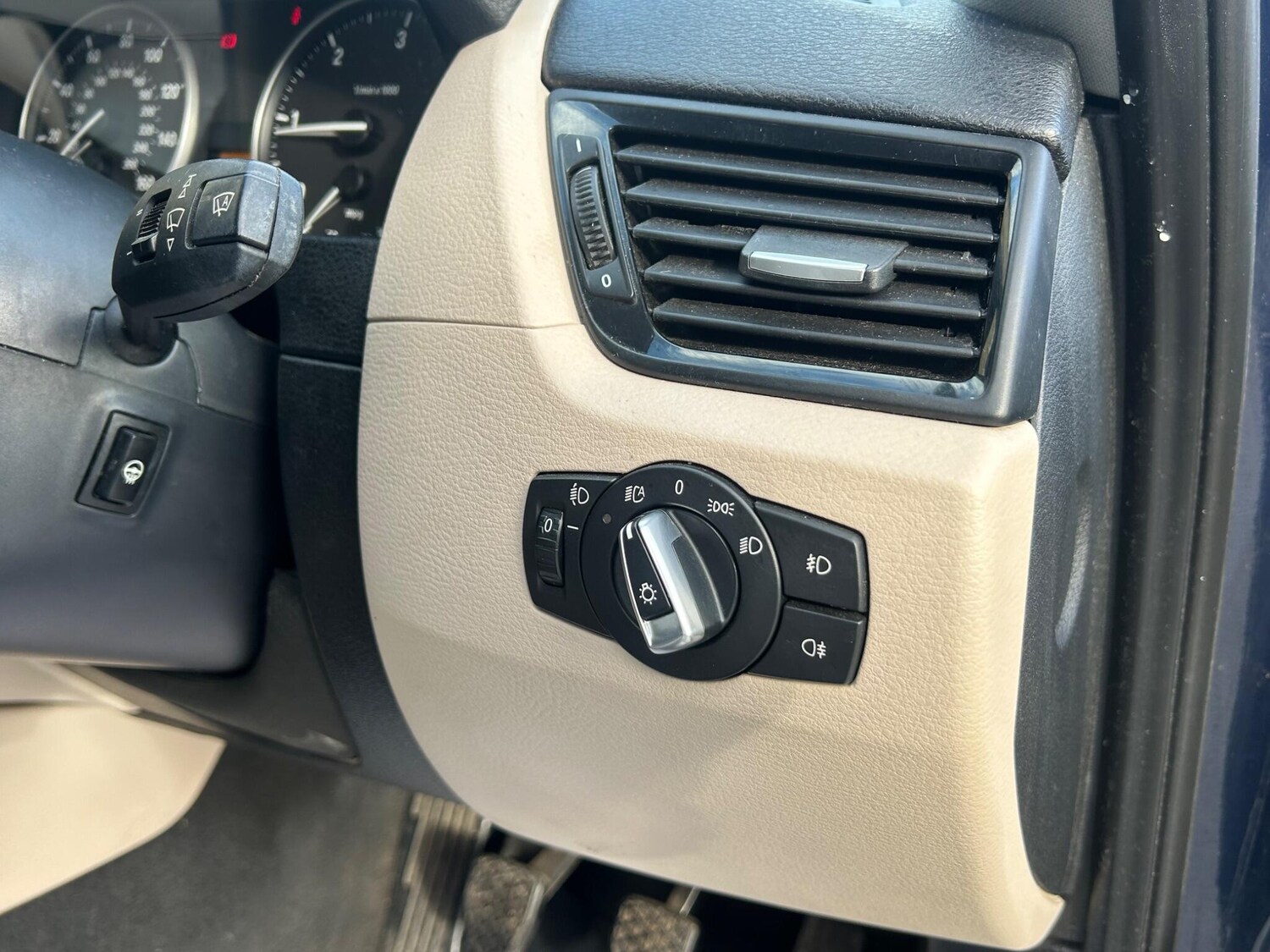 Used BMW X1 2015 for sale - 77839612: Photo 38