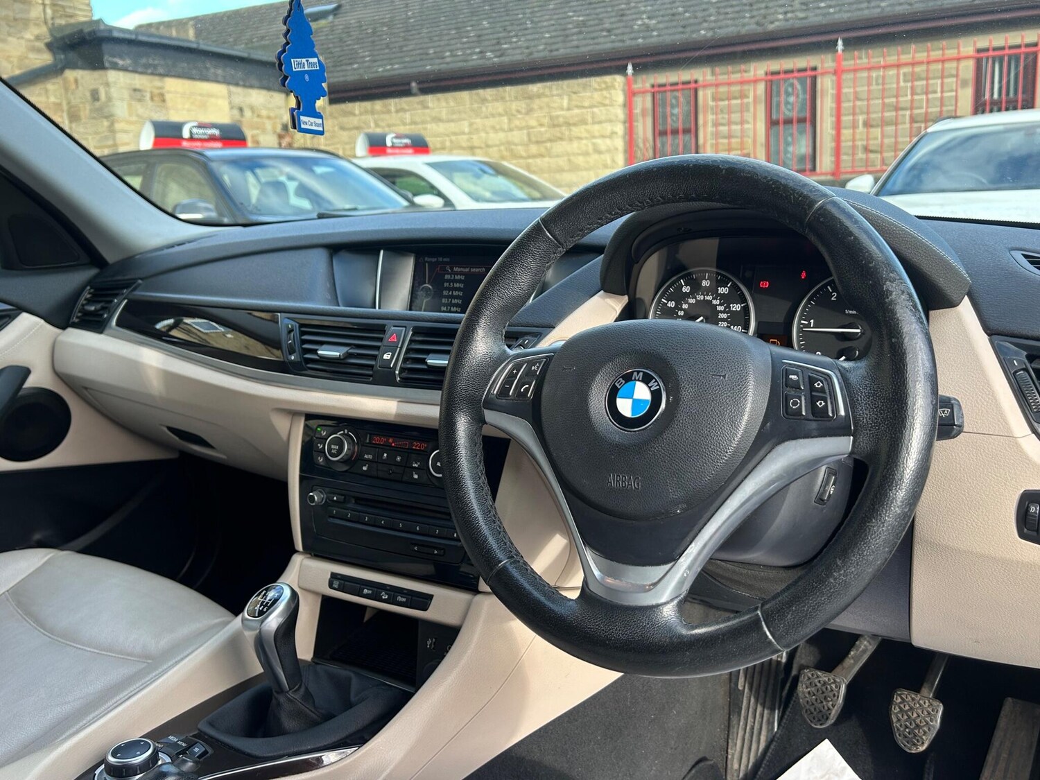 Used BMW X1 2015 for sale - 77839612: Photo 60