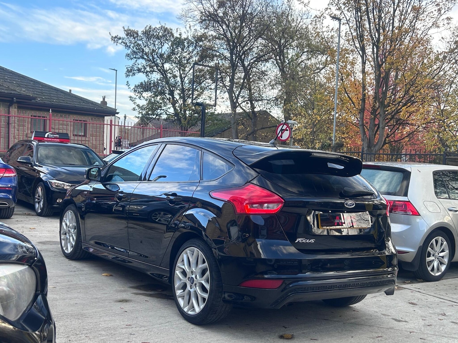 Used Ford Focus 2017 for sale - 76823431: Photo 2