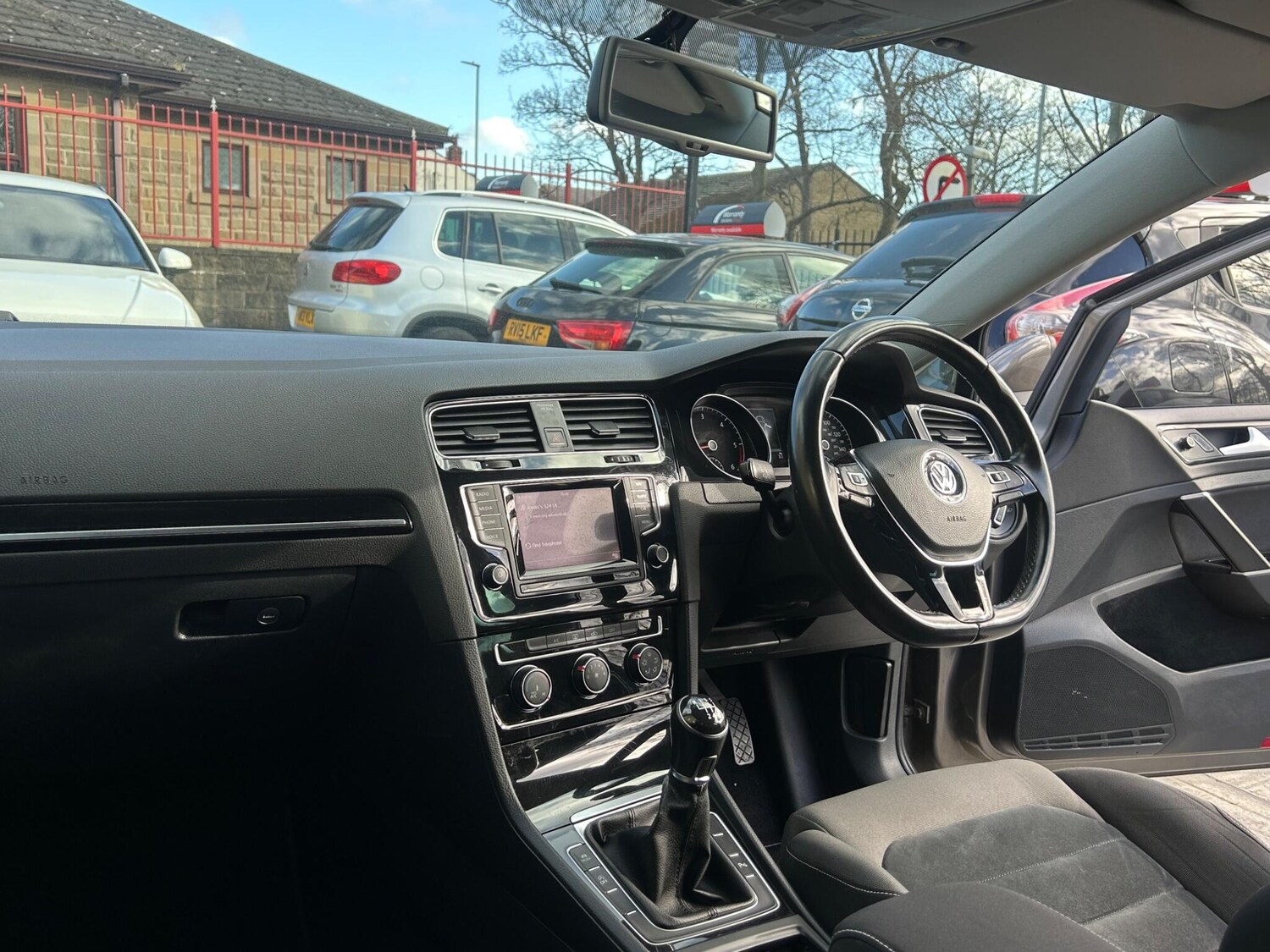 Used Volkswagen Golf 2014 for sale - 77839409: Photo 23