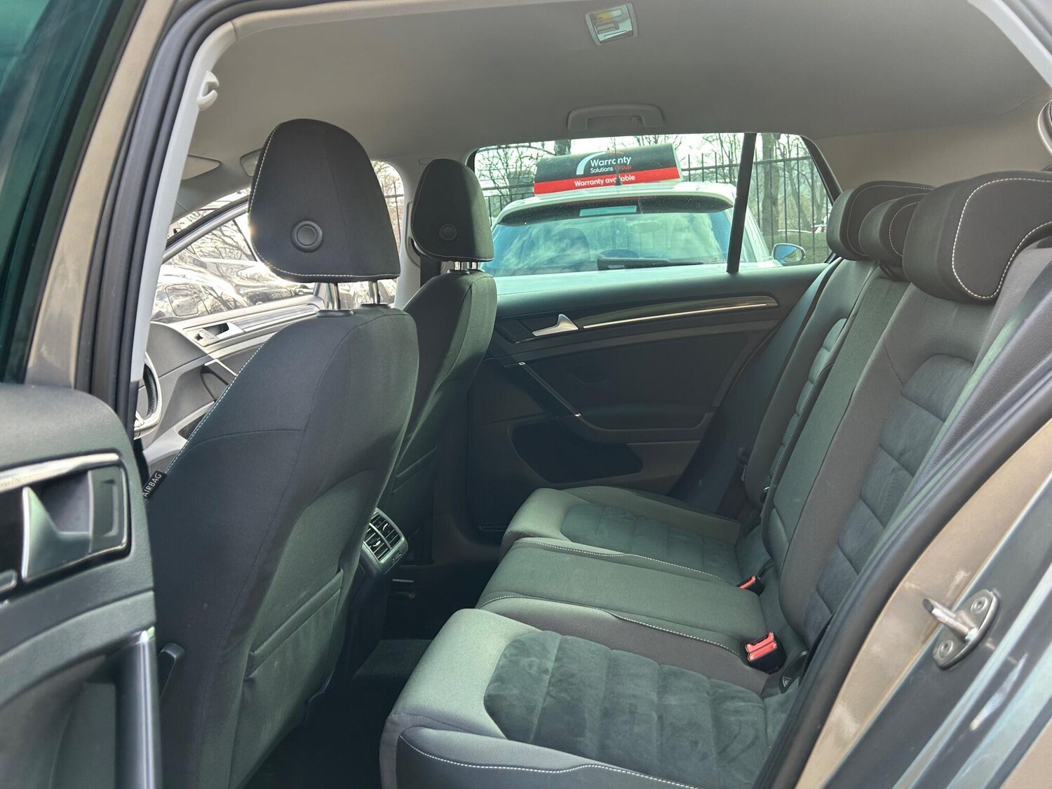 Used Volkswagen Golf 2014 for sale - 77839409: Photo 29