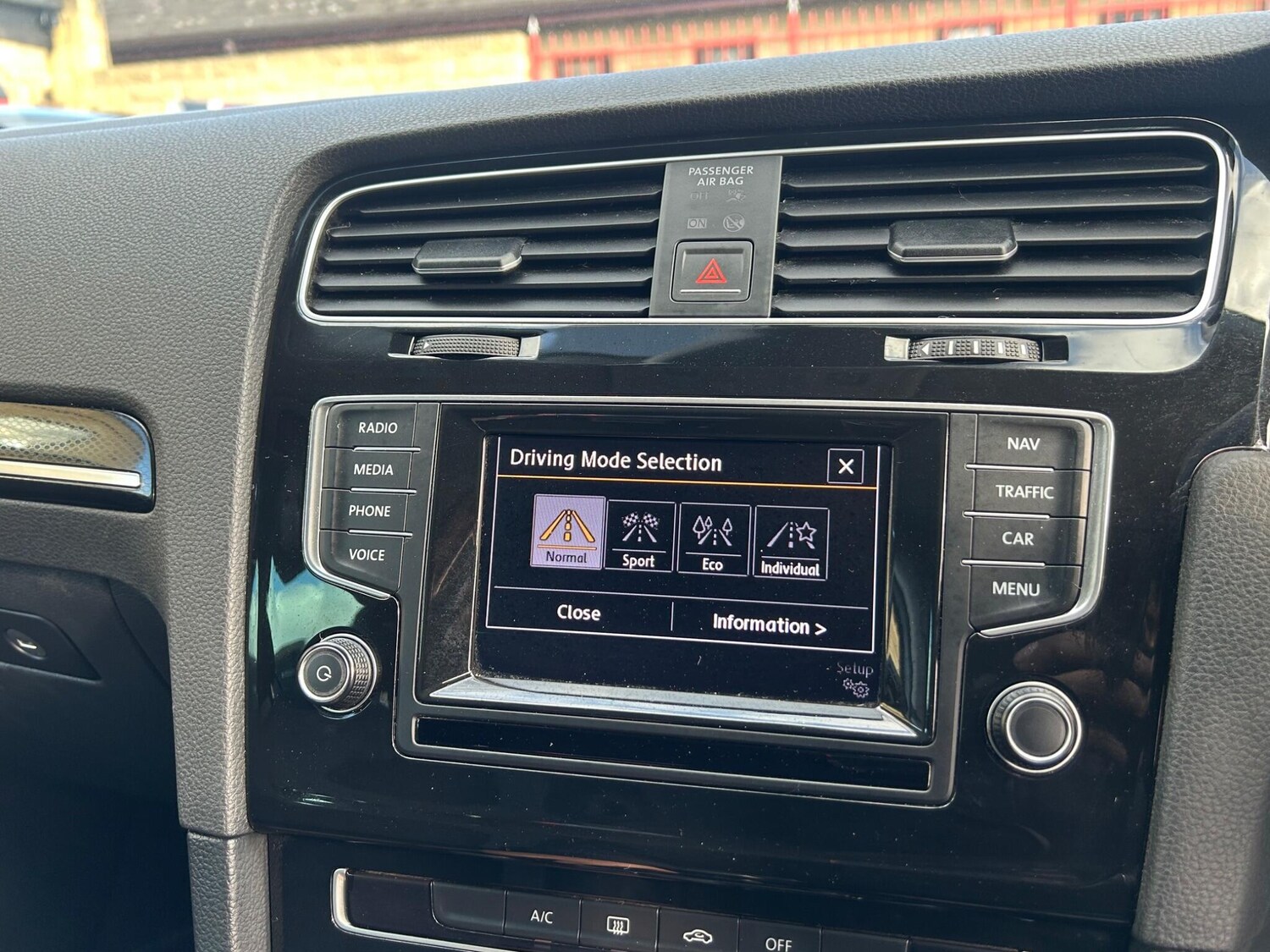 Used Volkswagen Golf 2014 for sale - 77839409: Photo 37