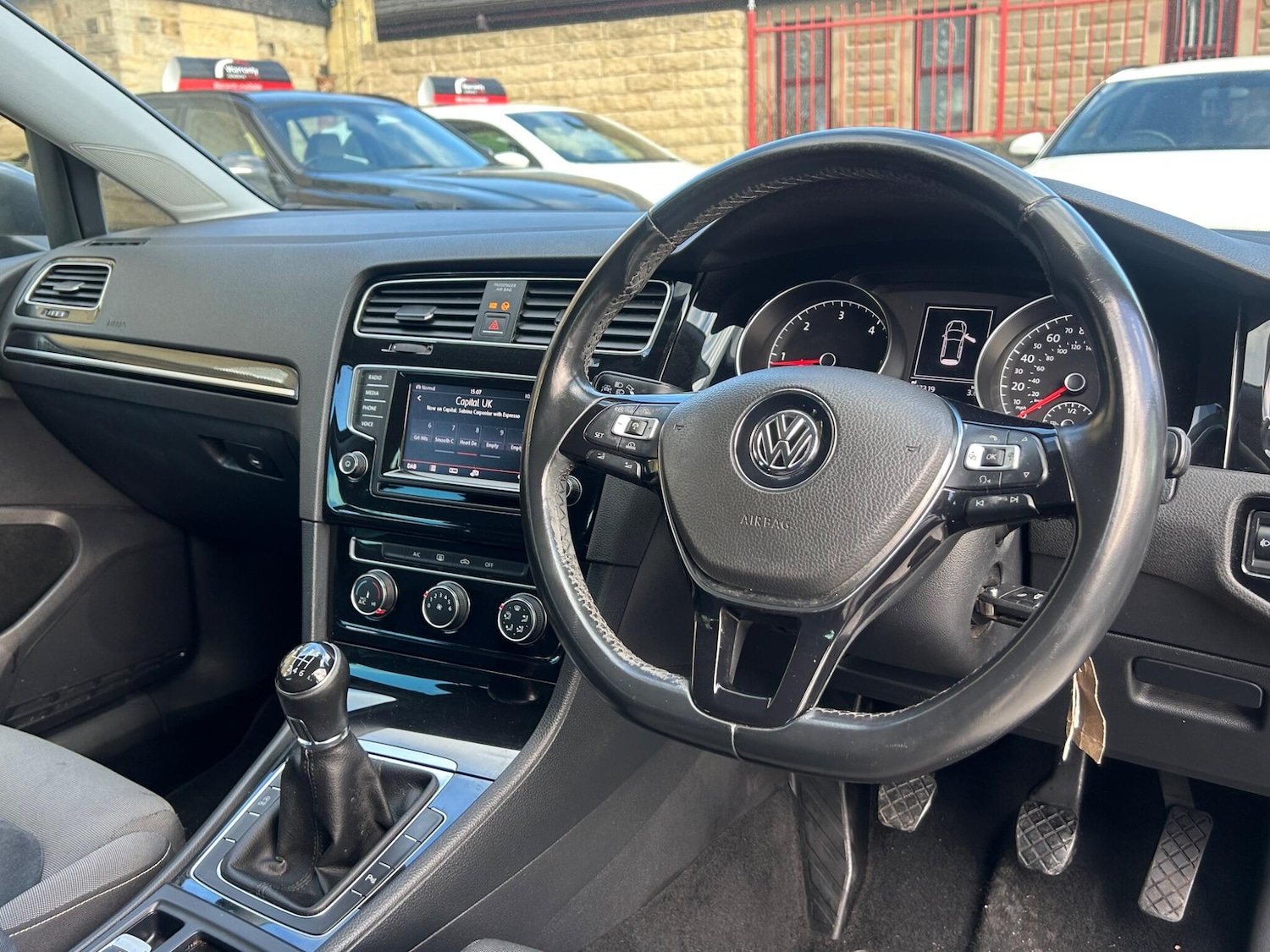 Used Volkswagen Golf 2014 for sale - 77839409: Photo 41