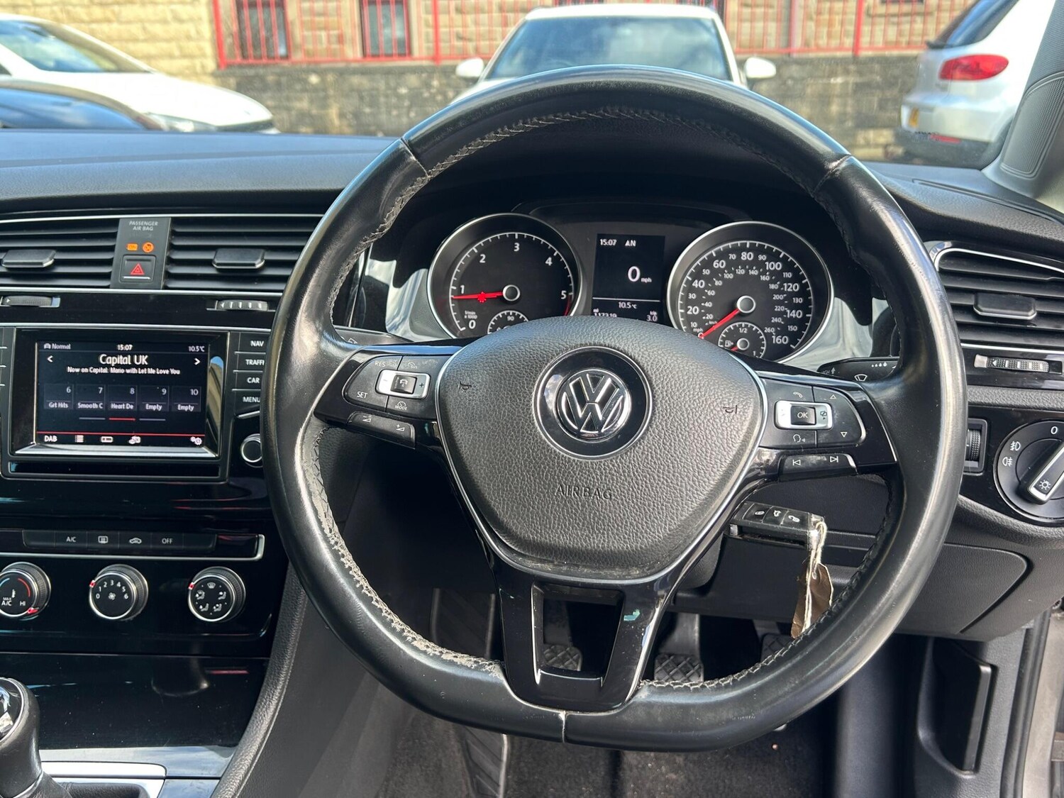 Used Volkswagen Golf 2014 for sale - 77839409: Photo 42
