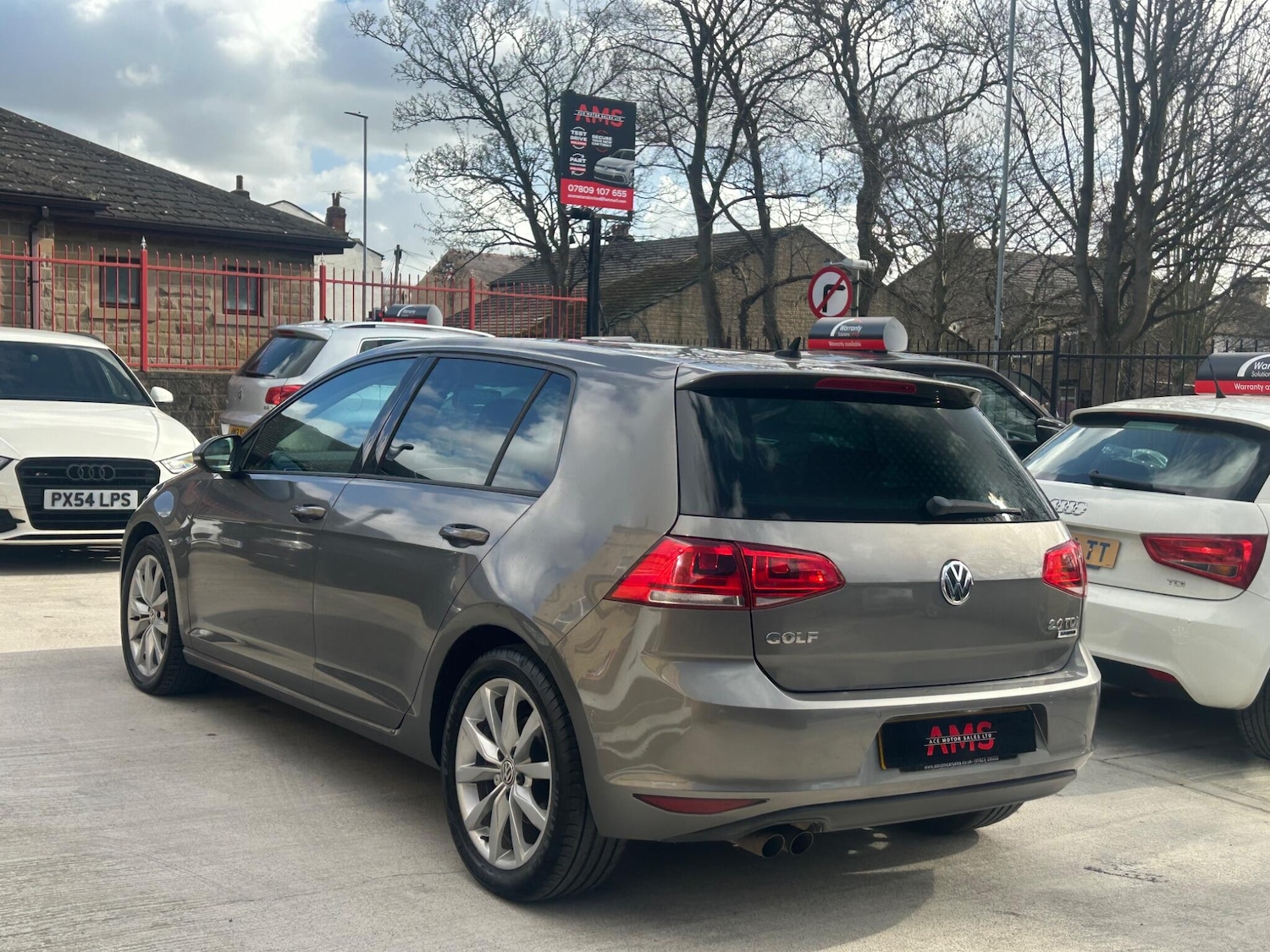 Used Volkswagen Golf 2014 for sale - 77839409: Photo 5