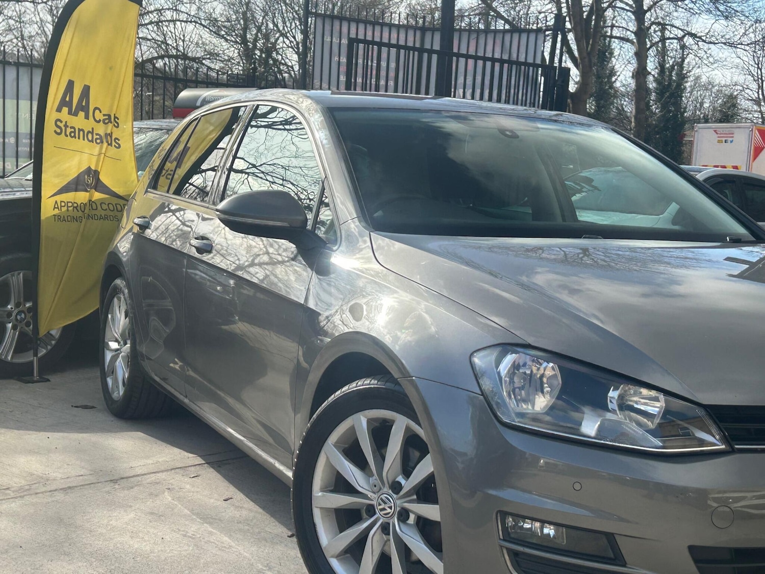 Used Volkswagen Golf 2014 for sale - 77839409: Photo 9