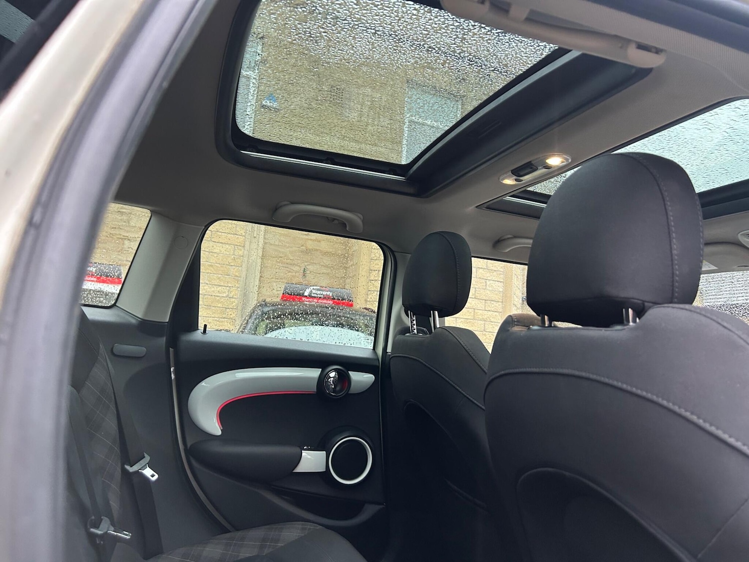 Used MINI Hatch 2016 for sale - 77538566: Photo 31