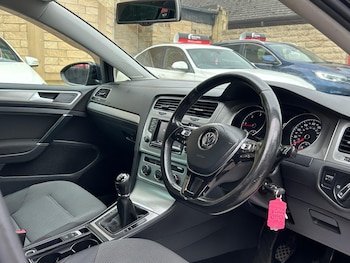 Used Volkswagen Golf 2014 for sale - 79121671: Photo