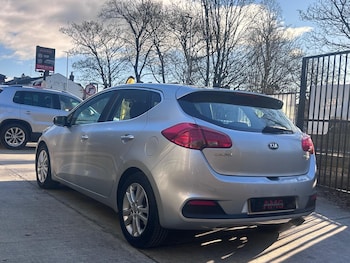 Used Kia Ceed 2013 for sale - 77109898: Photo