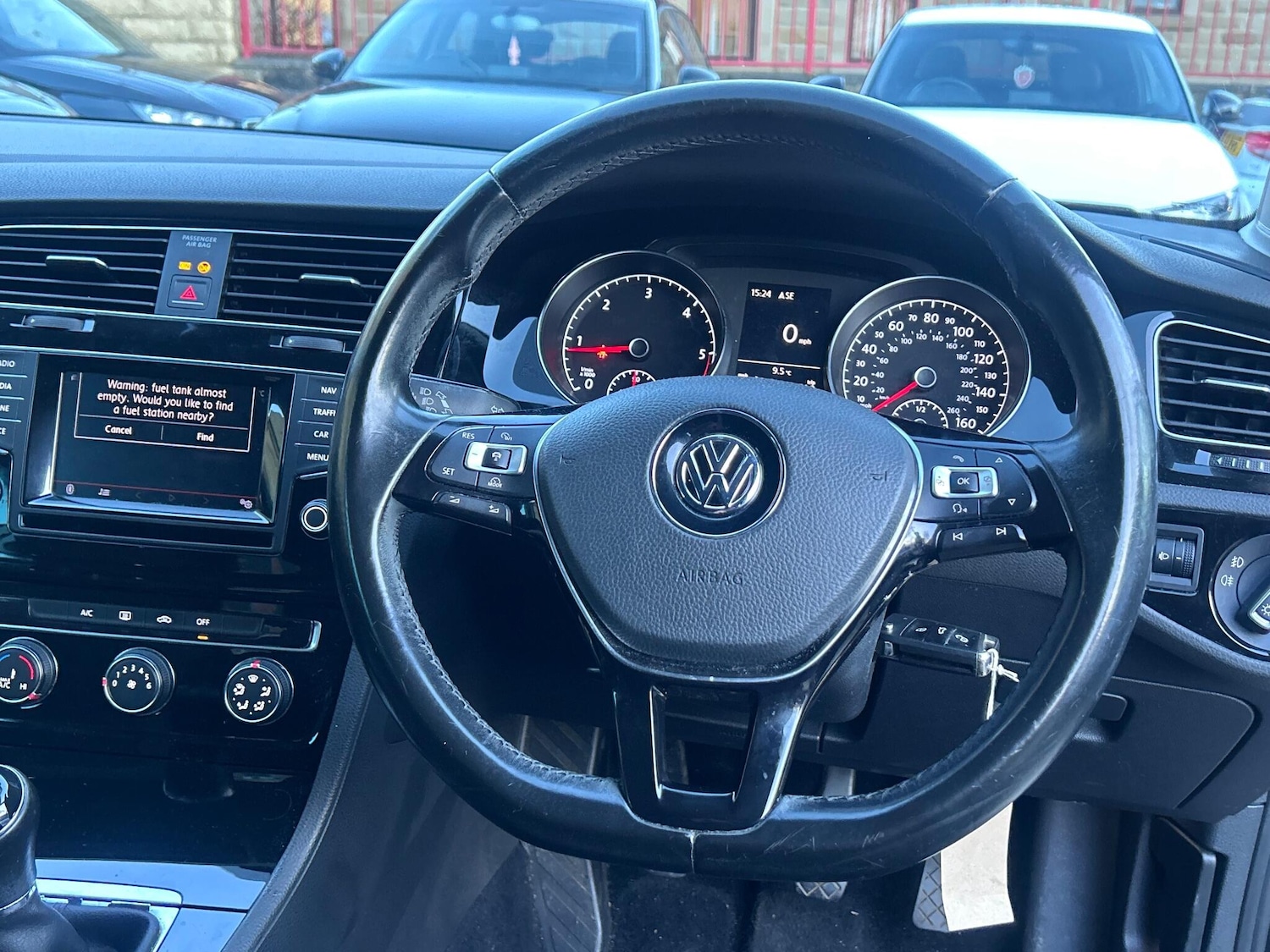 Used Volkswagen Golf 2013 for sale - 76898755: Photo 12