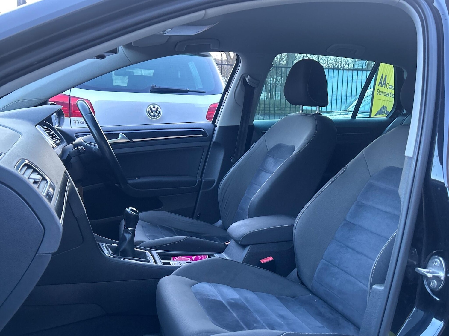 Used Volkswagen Golf 2013 for sale - 76898755: Photo 18