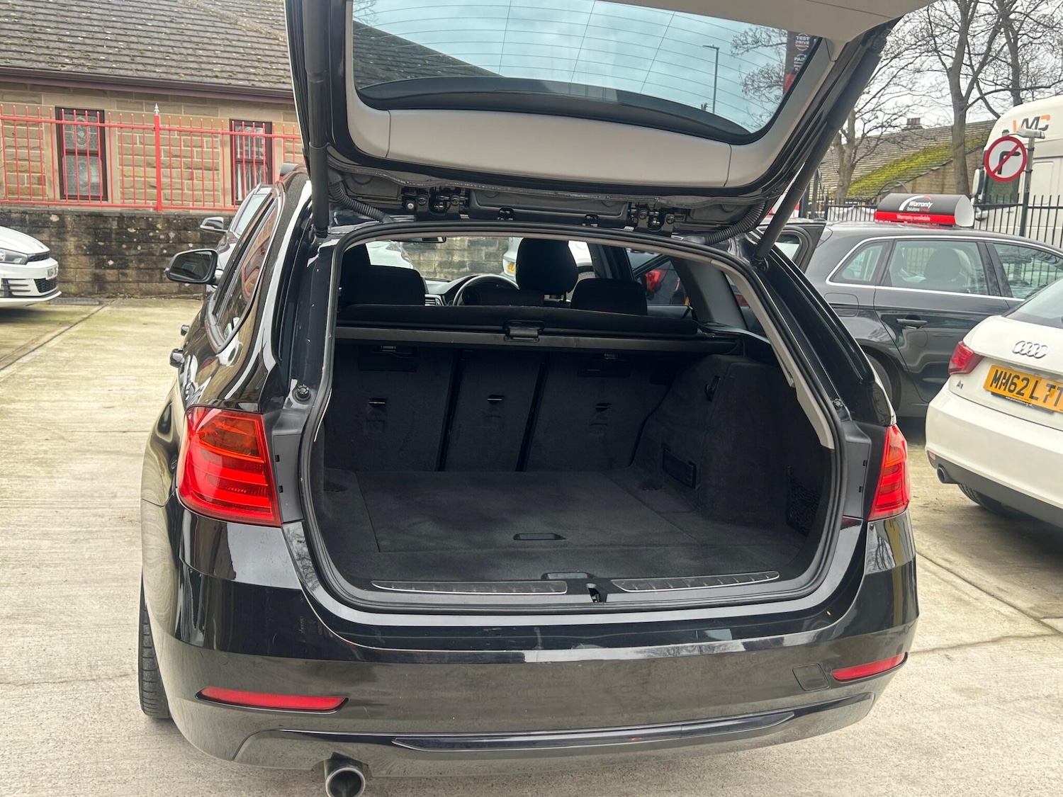 Used BMW 3 Series for sale - 77794342: Photo 48