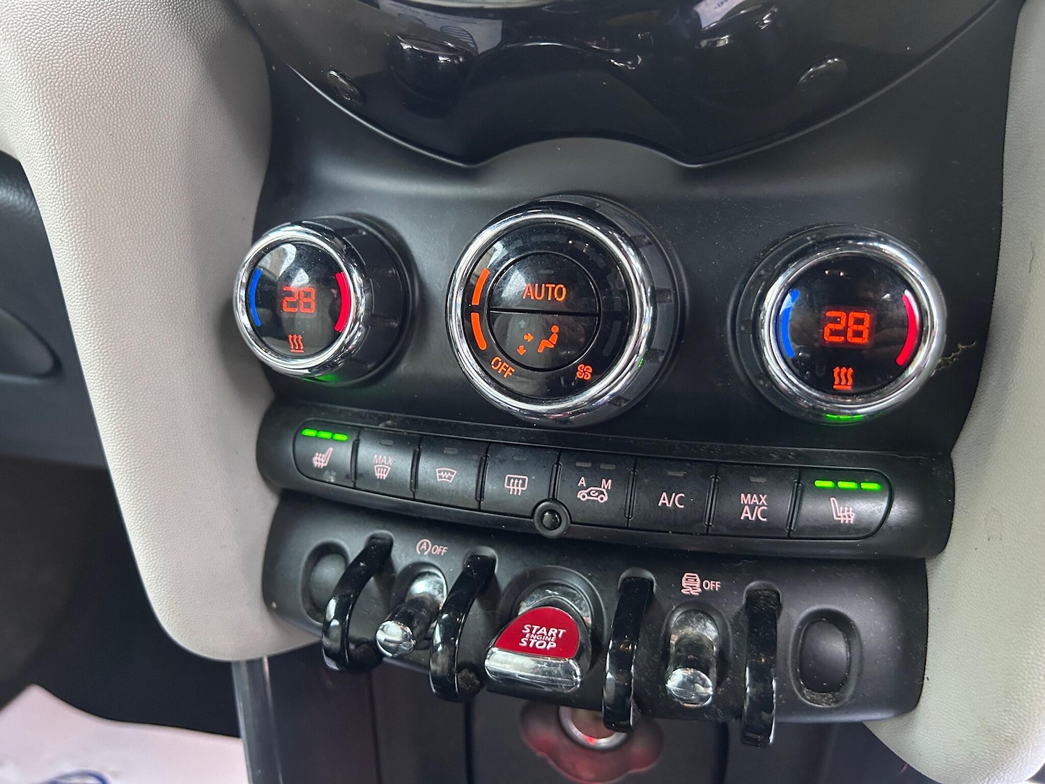 Used MINI Hatch 2015 for sale - 76824454: Photo 31