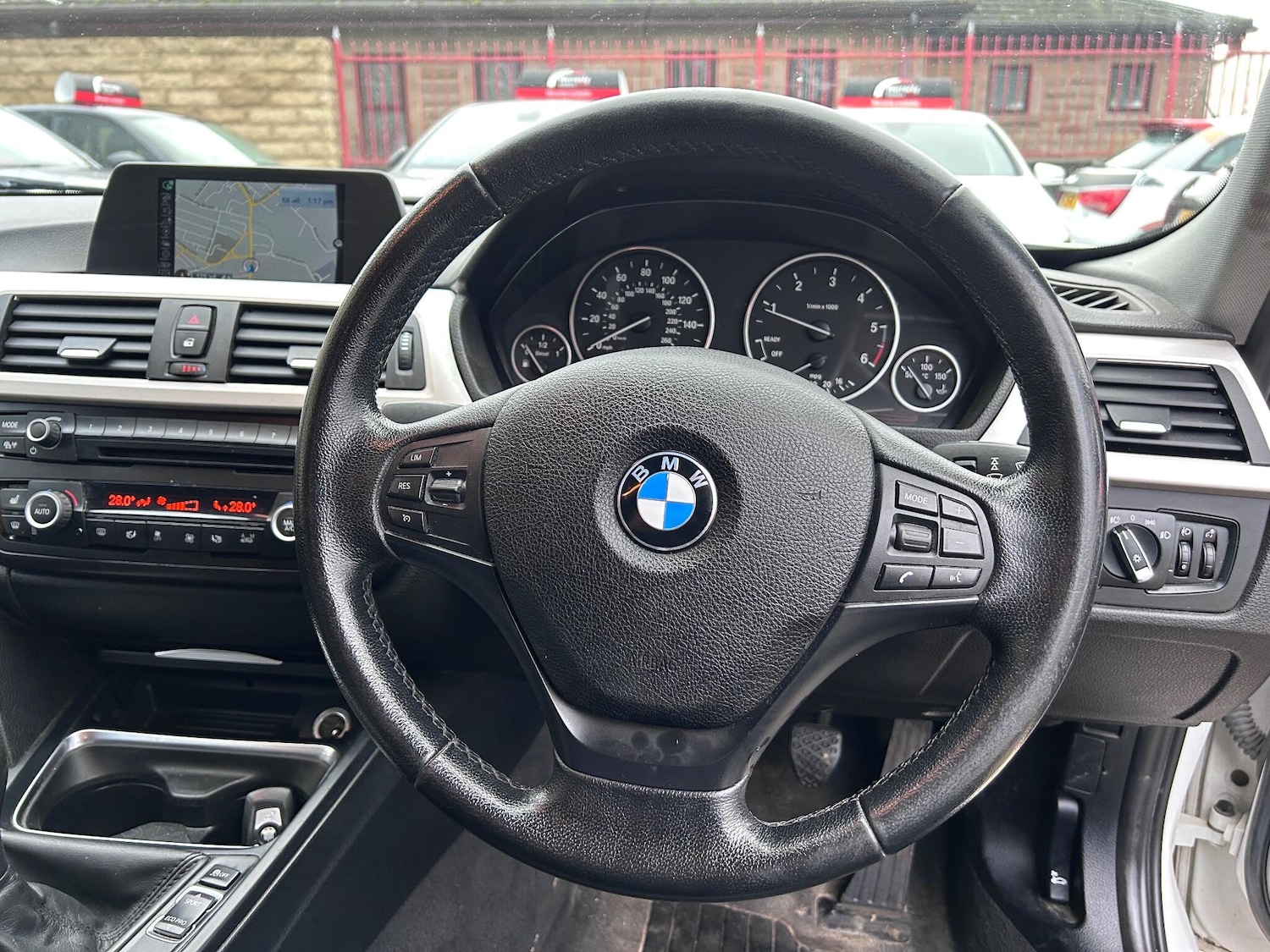 Used BMW 3 Series 2014 for sale - 77015434: Photo 38