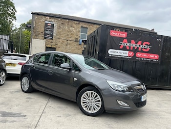 Used Vauxhall Astra 2011 for sale - 79247567: Photo
