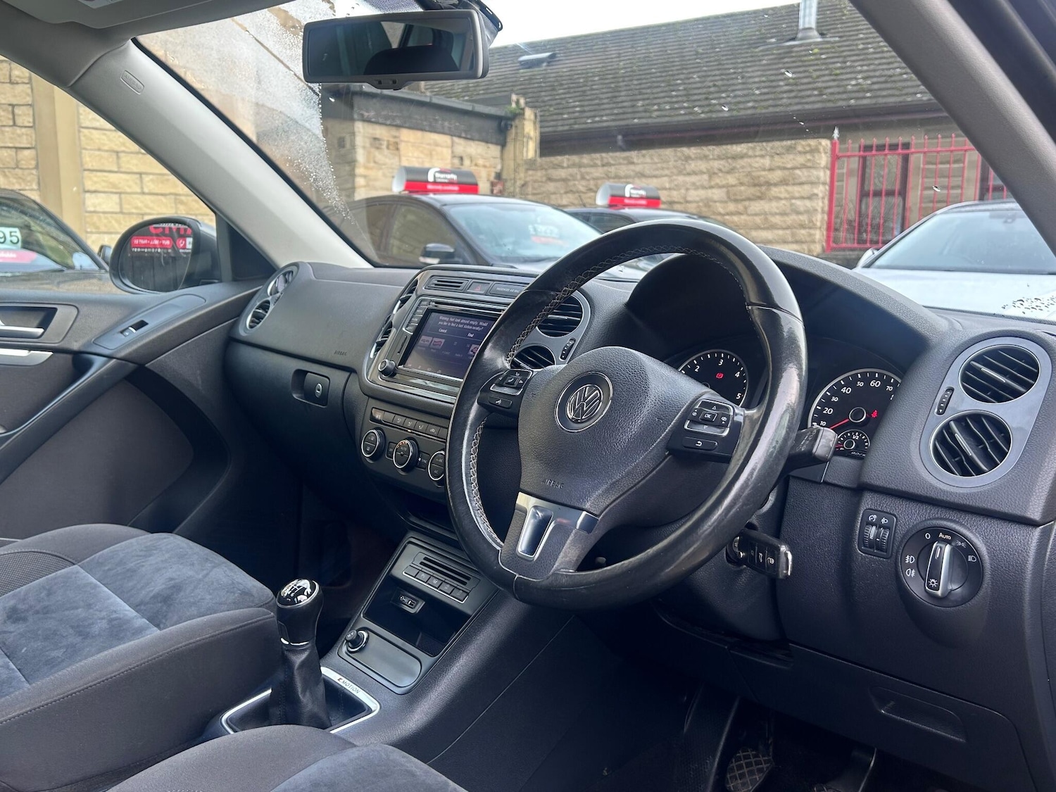 Used Volkswagen Tiguan 2015 for sale - 77143308: Photo 19