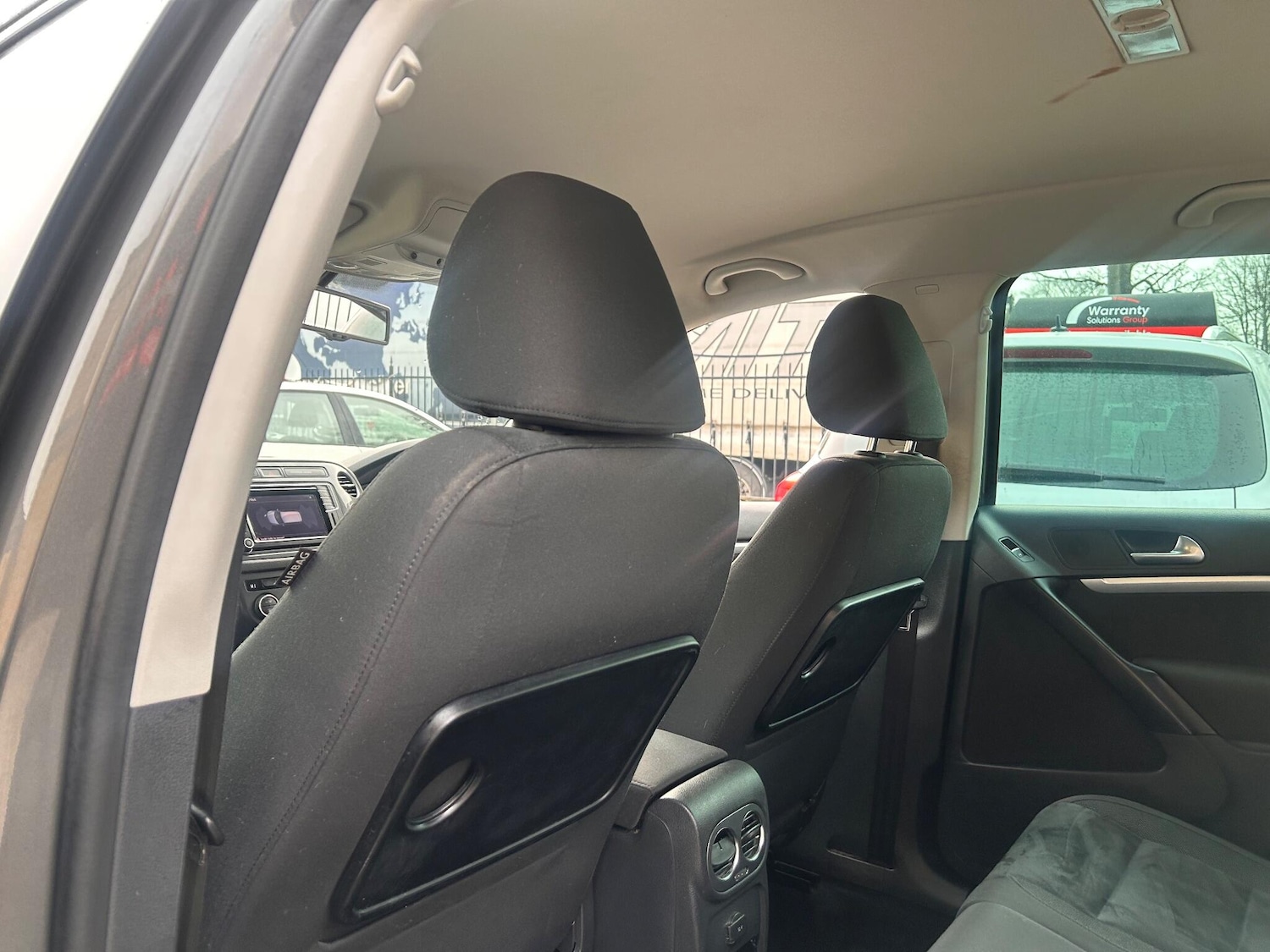 Used Volkswagen Tiguan 2015 for sale - 77143308: Photo 31