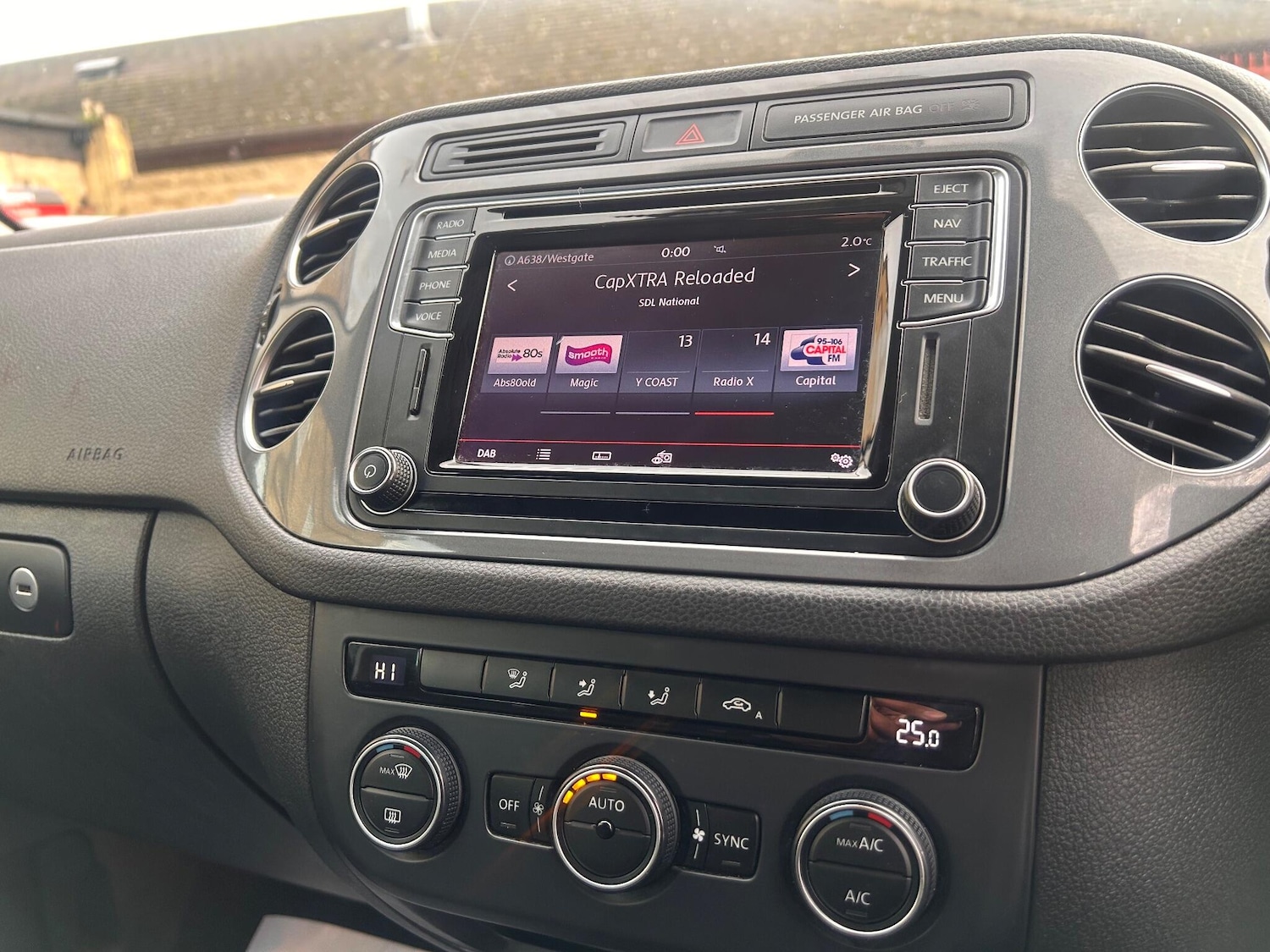 Used Volkswagen Tiguan 2015 for sale - 77143308: Photo 39