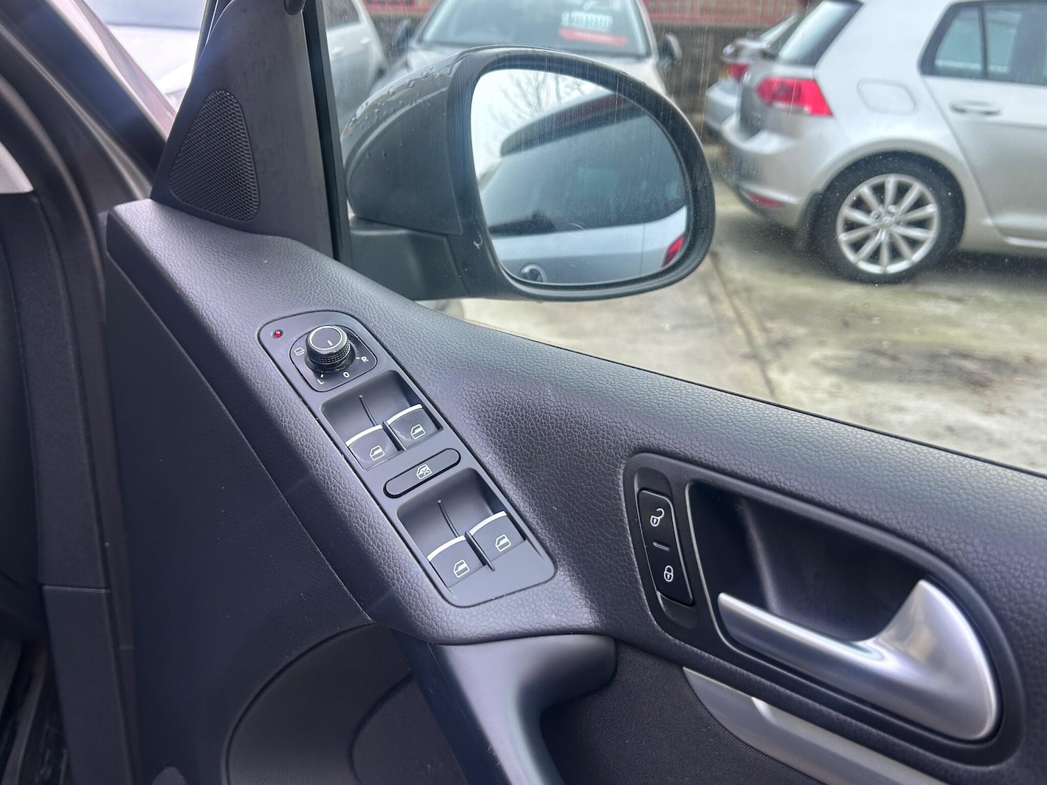 Used Volkswagen Tiguan 2015 for sale - 77143308: Photo 55