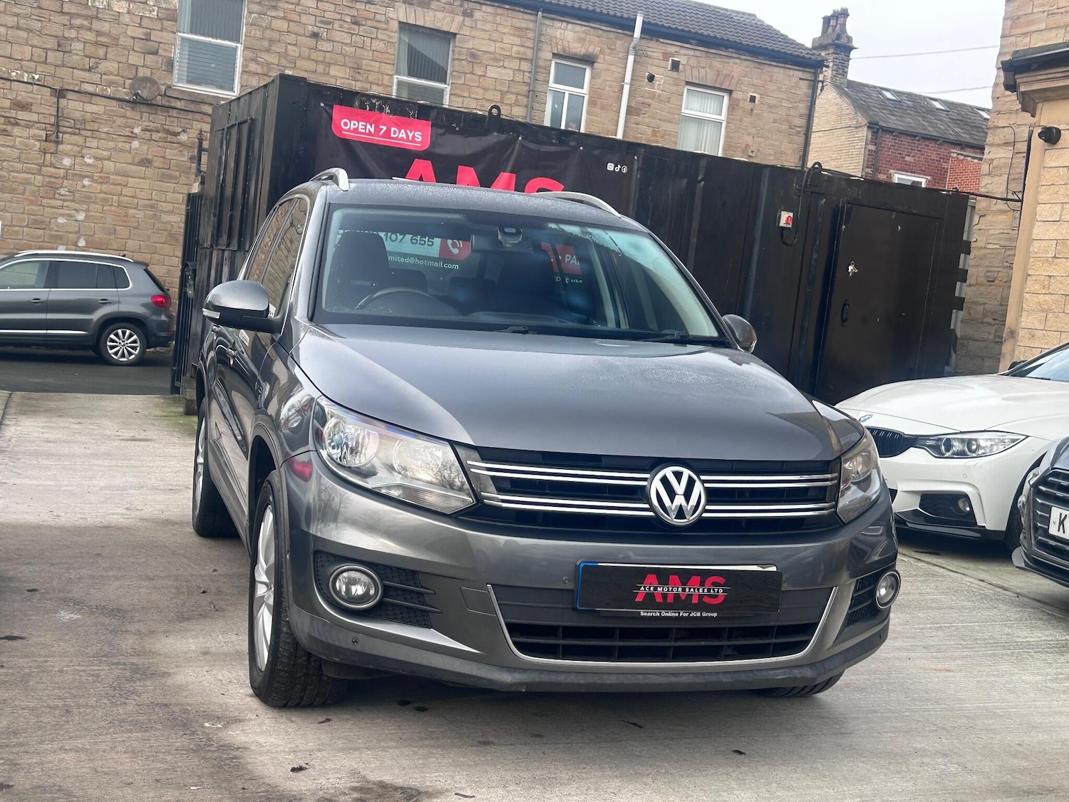 Used Volkswagen Tiguan 2015 for sale - 77143308: Photo 9