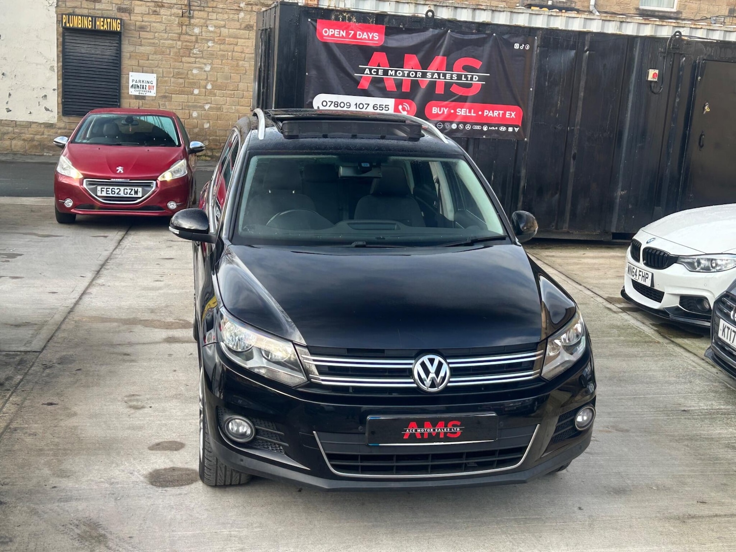Used Volkswagen Tiguan for sale - 77495918: Photo 2