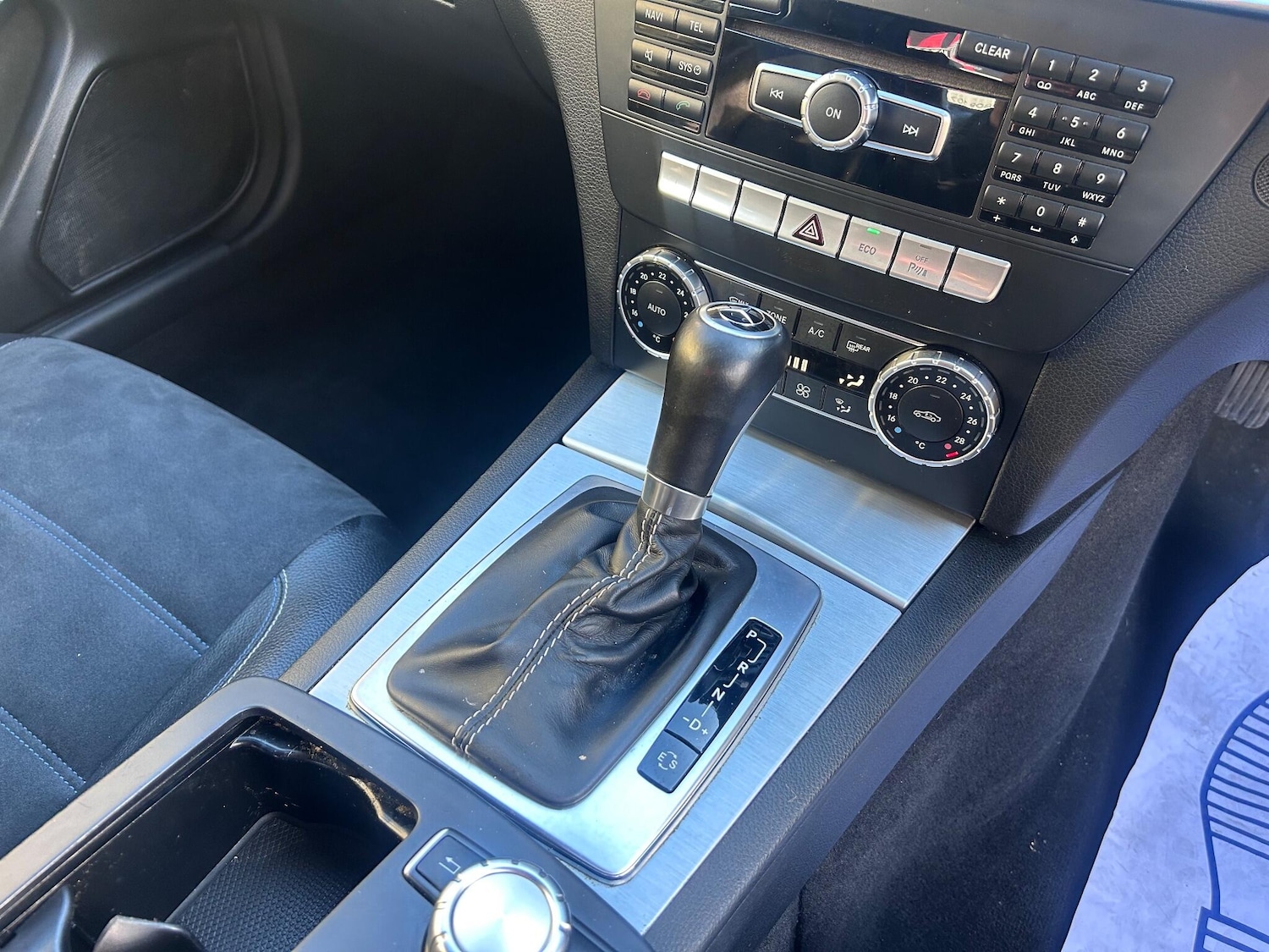 Used Mercedes-Benz C Class 2015 for sale - 77054081: Photo 17