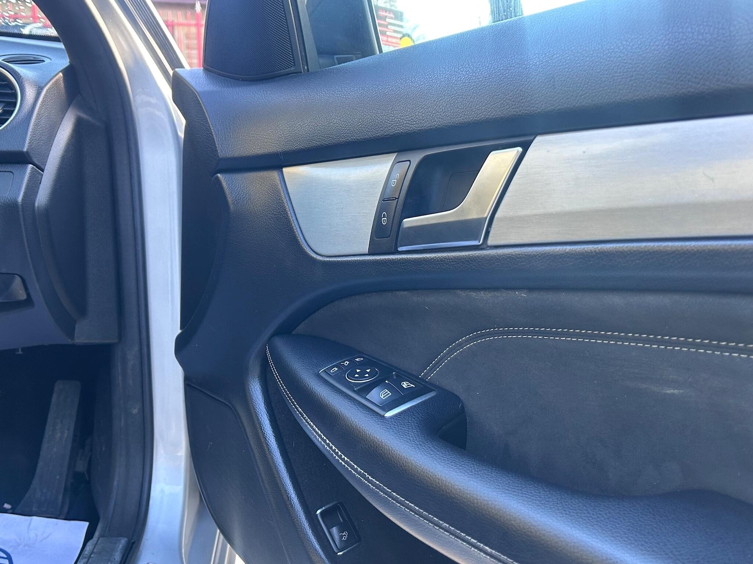 Used Mercedes-Benz C Class 2015 for sale - 77054081: Photo 23