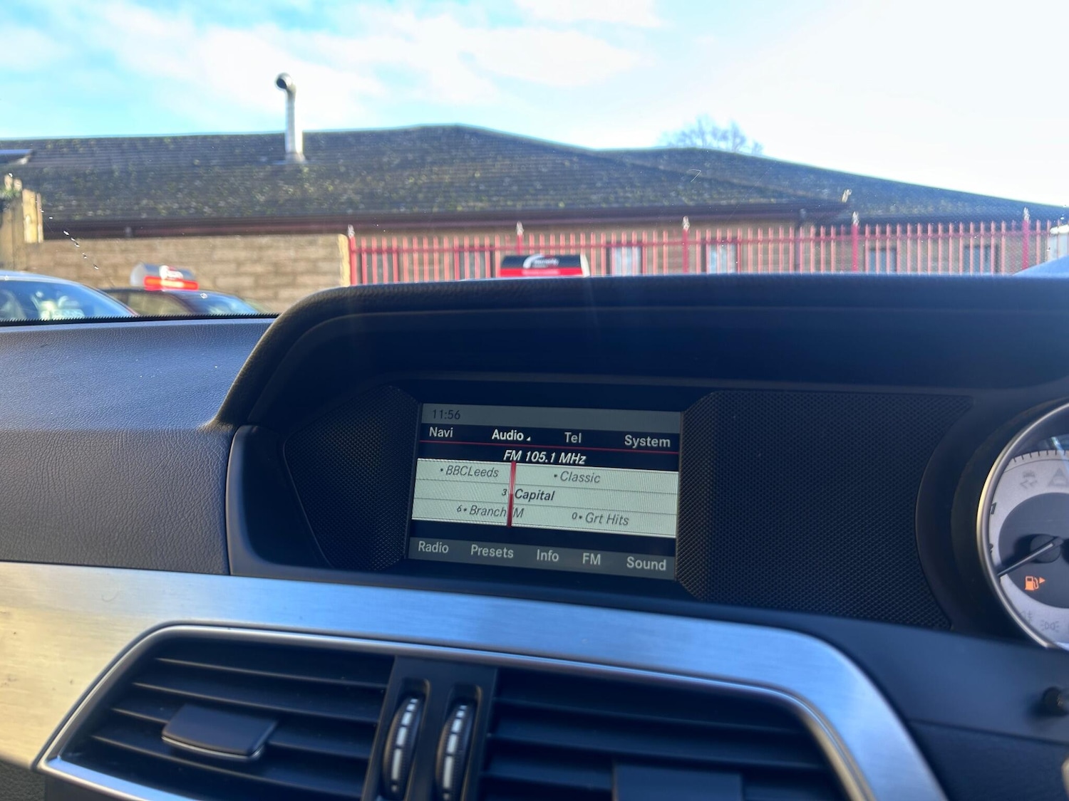 Used Mercedes-Benz C Class 2015 for sale - 77054081: Photo 27